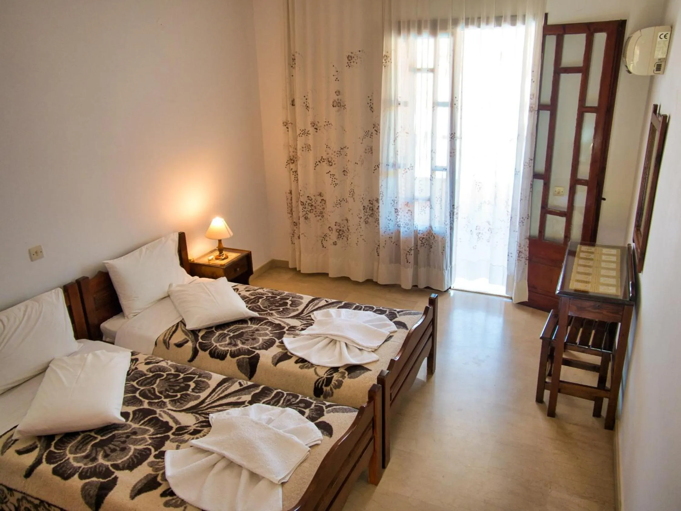 Bed in Tria Adelphia