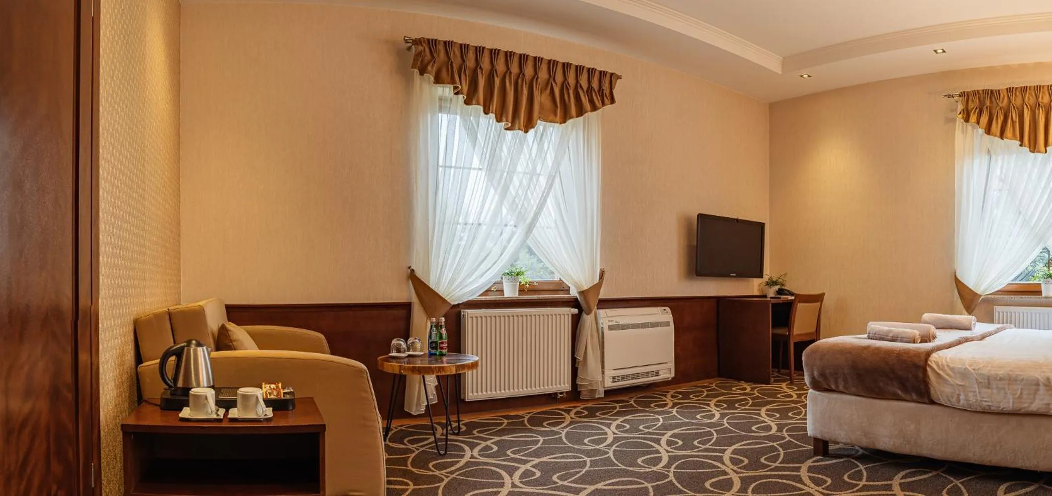 Bed in Hotel Dwór Choiny