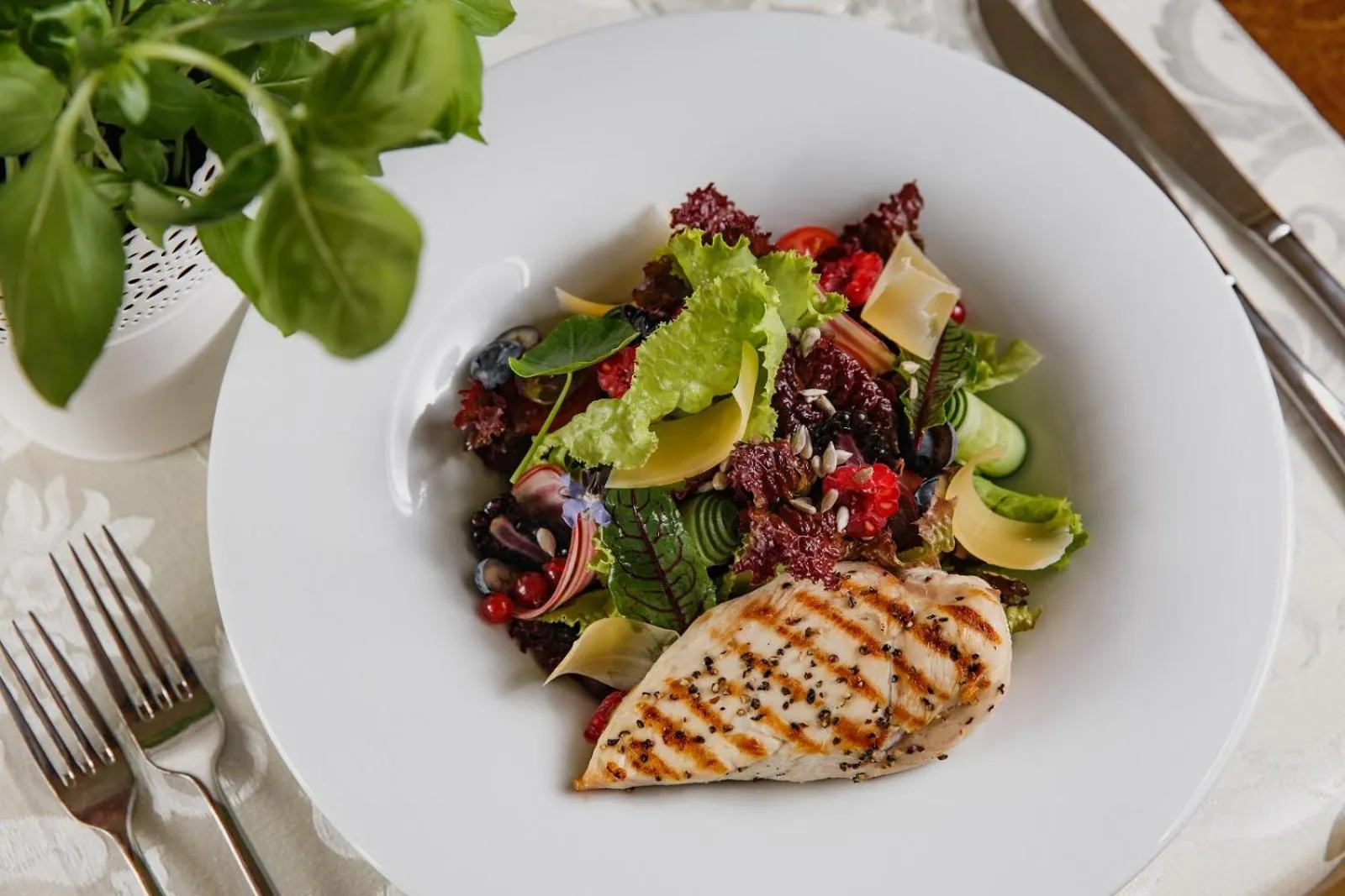 Food and drinks in Hotel Dwór Choiny