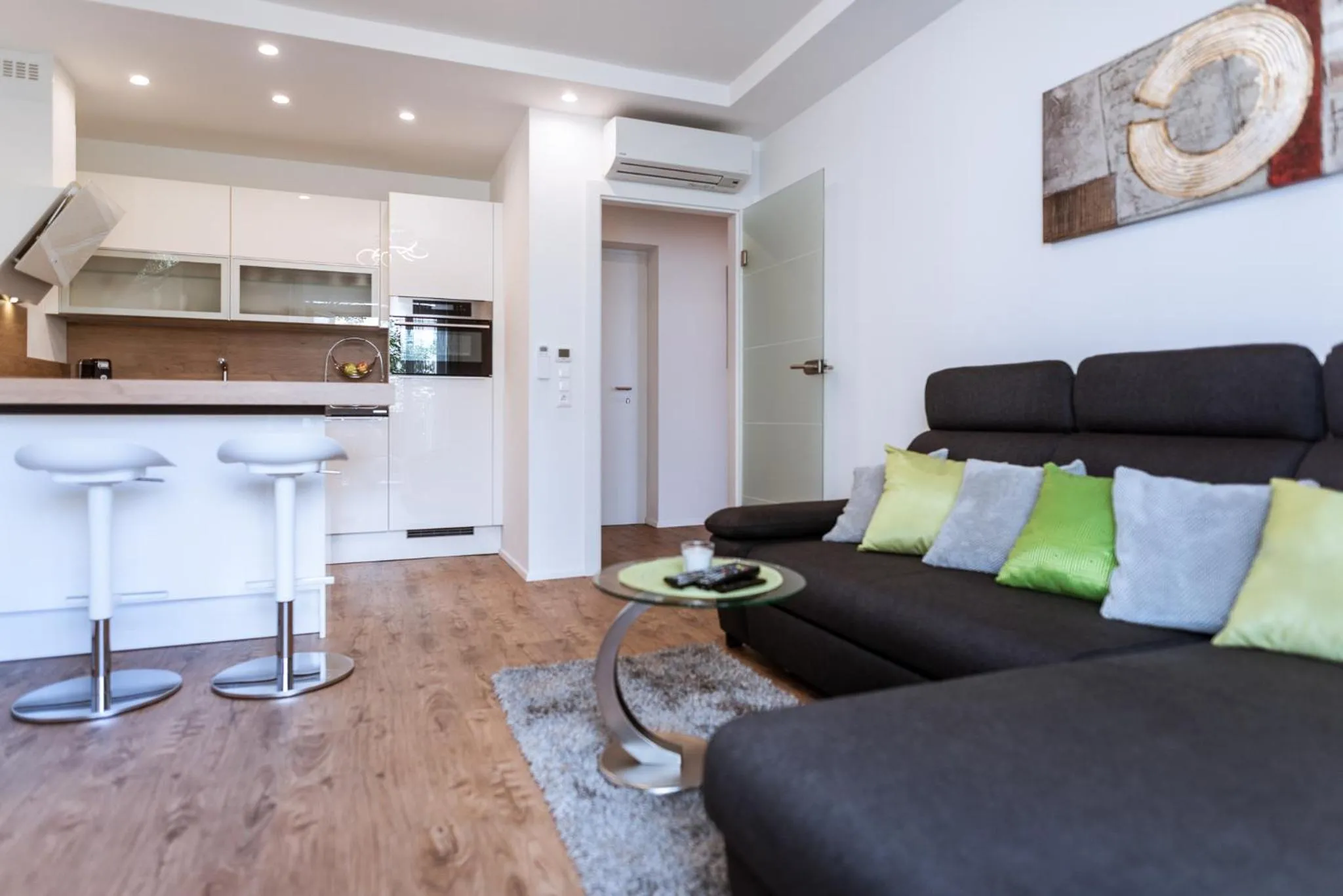Kitchen or kitchenette in MH Living - 11 - Modern Living Dream in Center