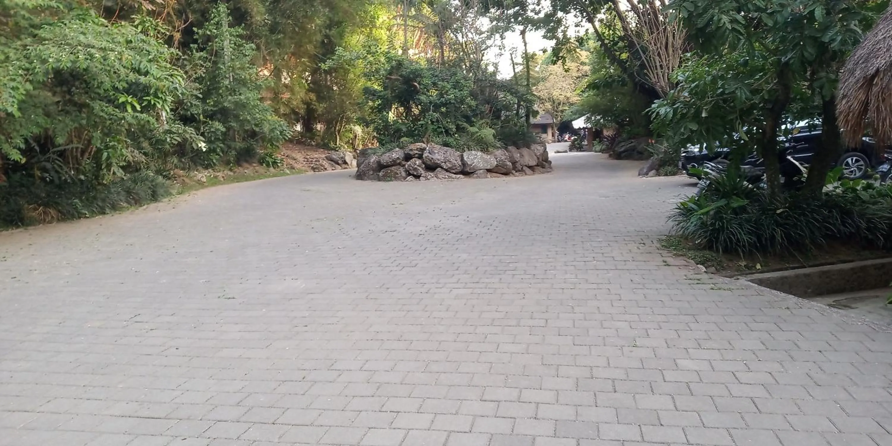 Property building in Sapulidi Cafe, Gallery & Resort