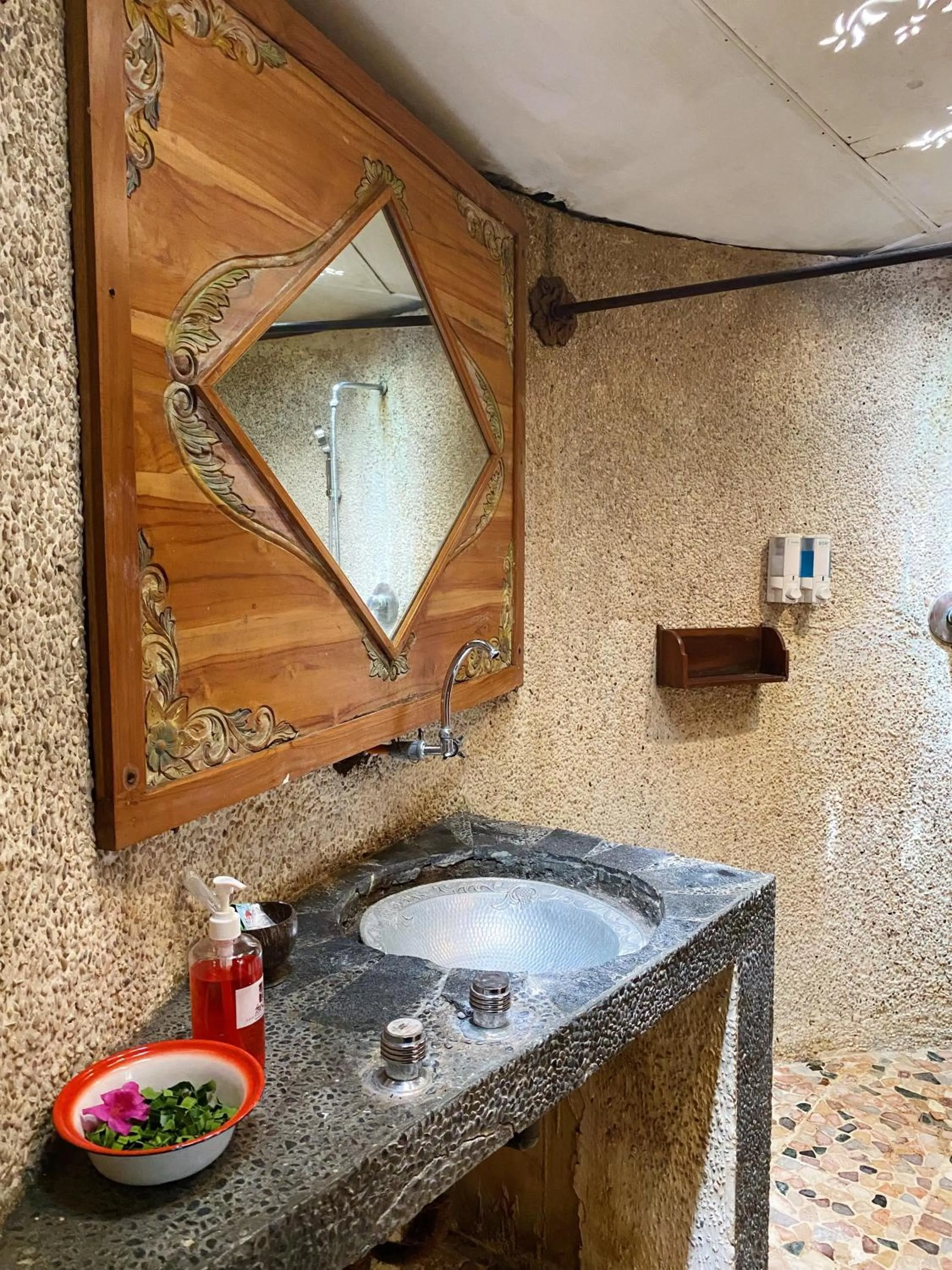 Sapulidi Cafe, Gallery & Resort