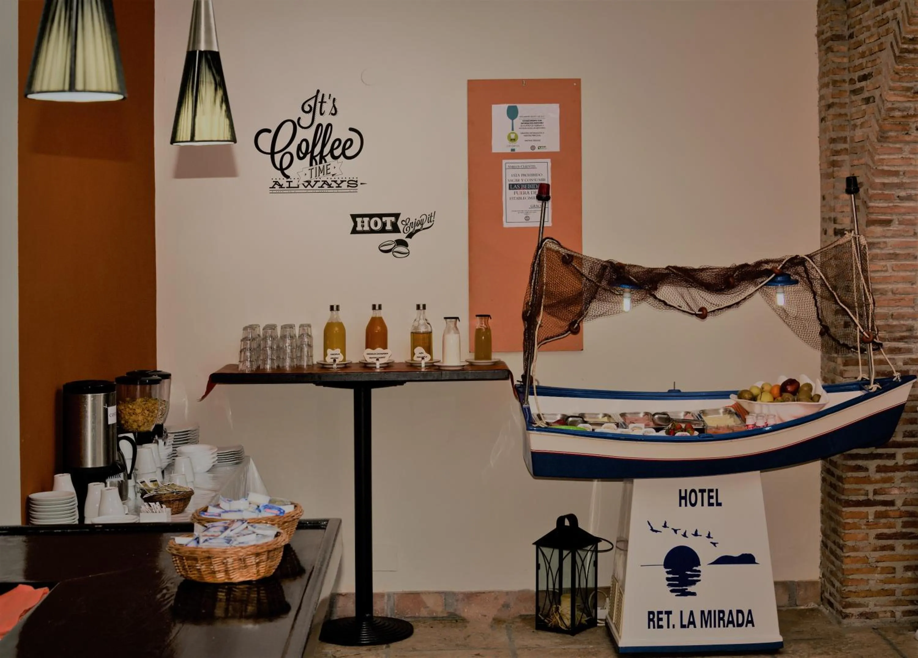 Buffet breakfast in Hotel La Mirada