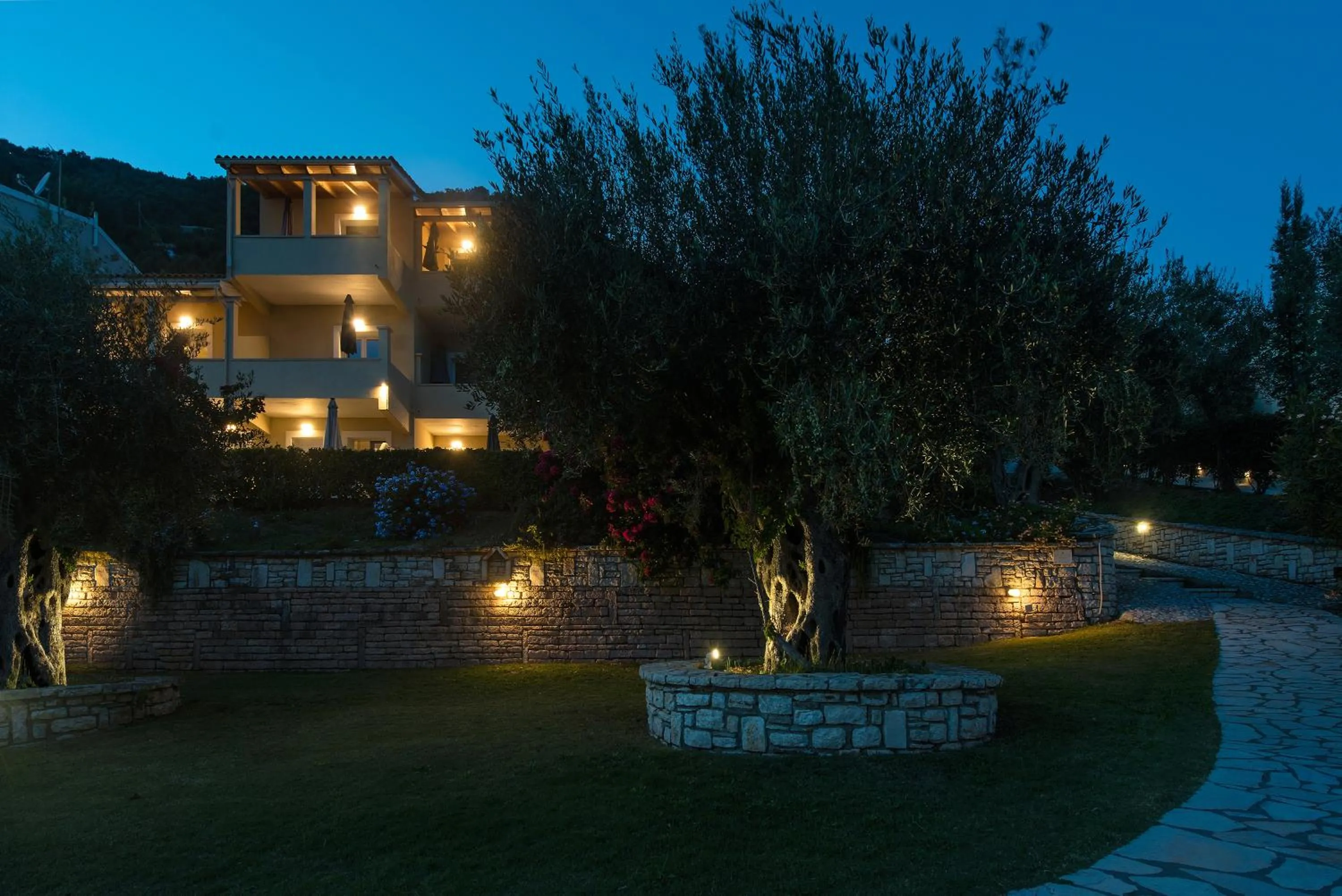 Krouzeri Beach Apartments