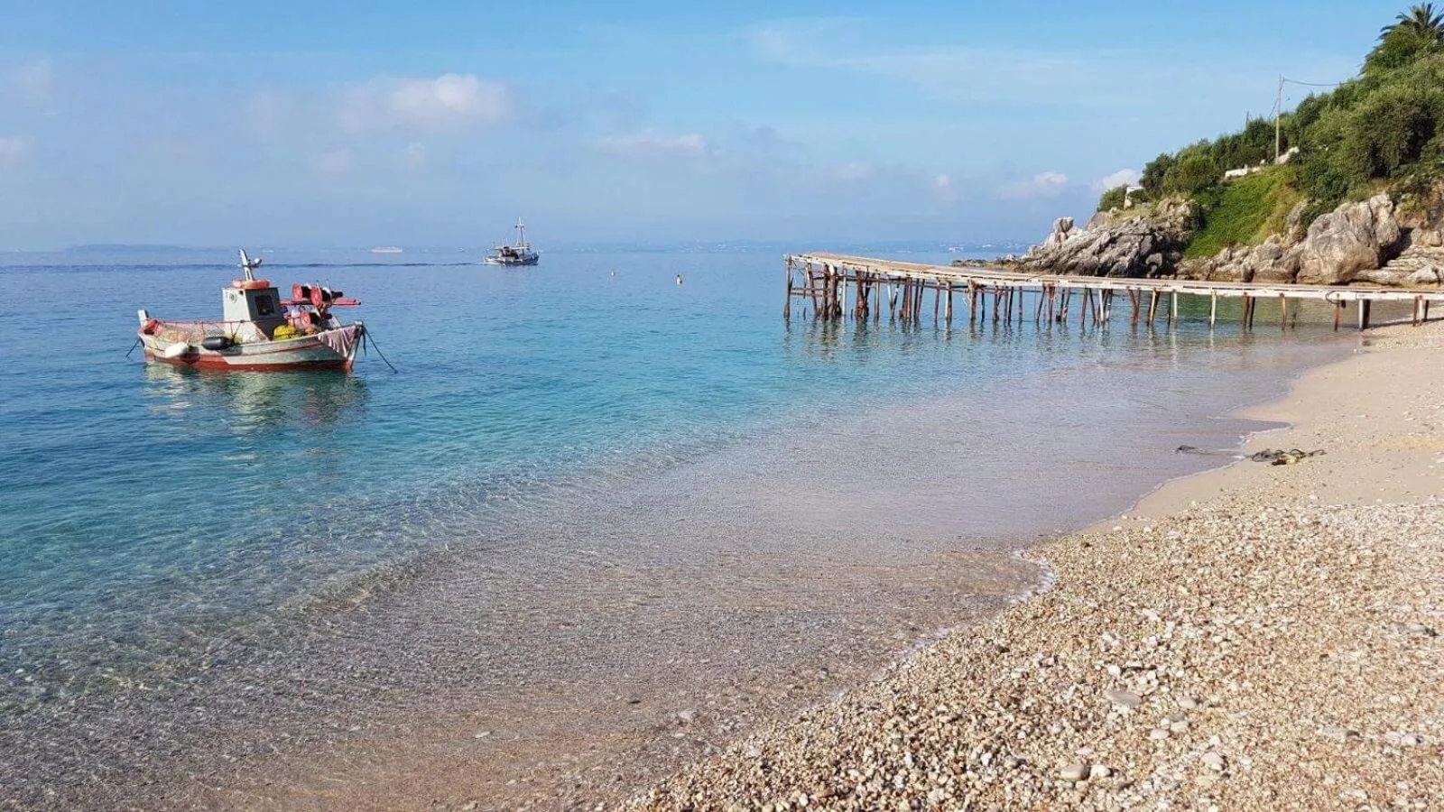 Krouzeri Beach Apartments