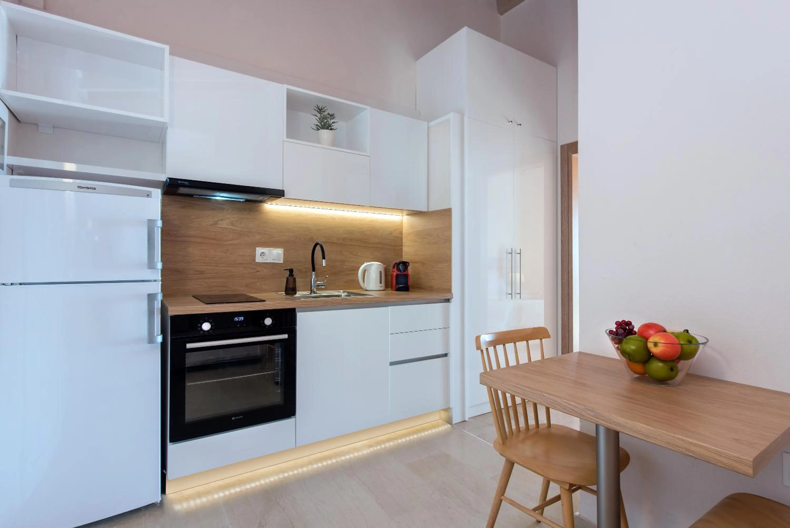 Krouzeri Beach Apartments