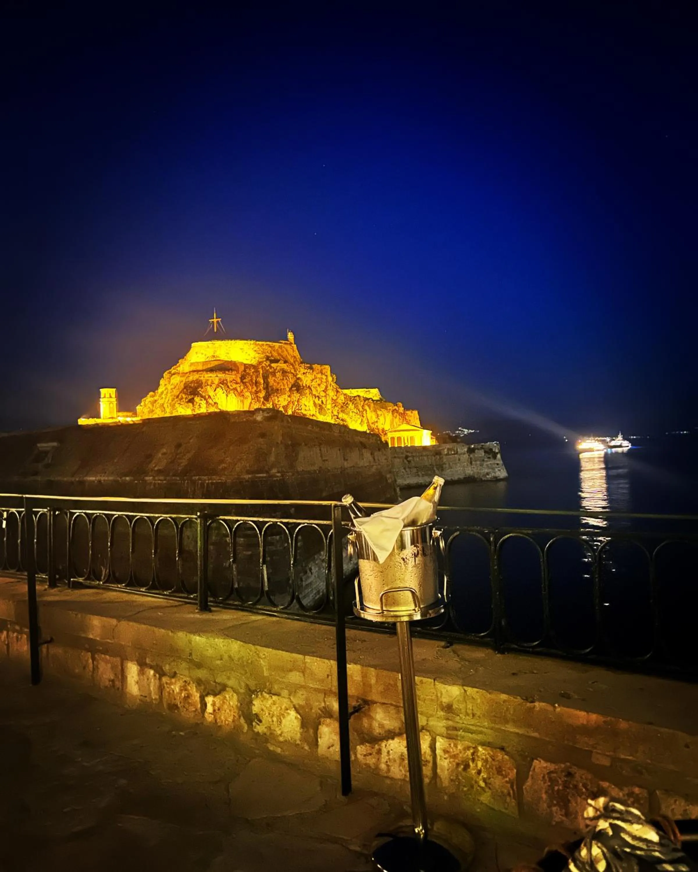 Krouzeri Beach Apartments