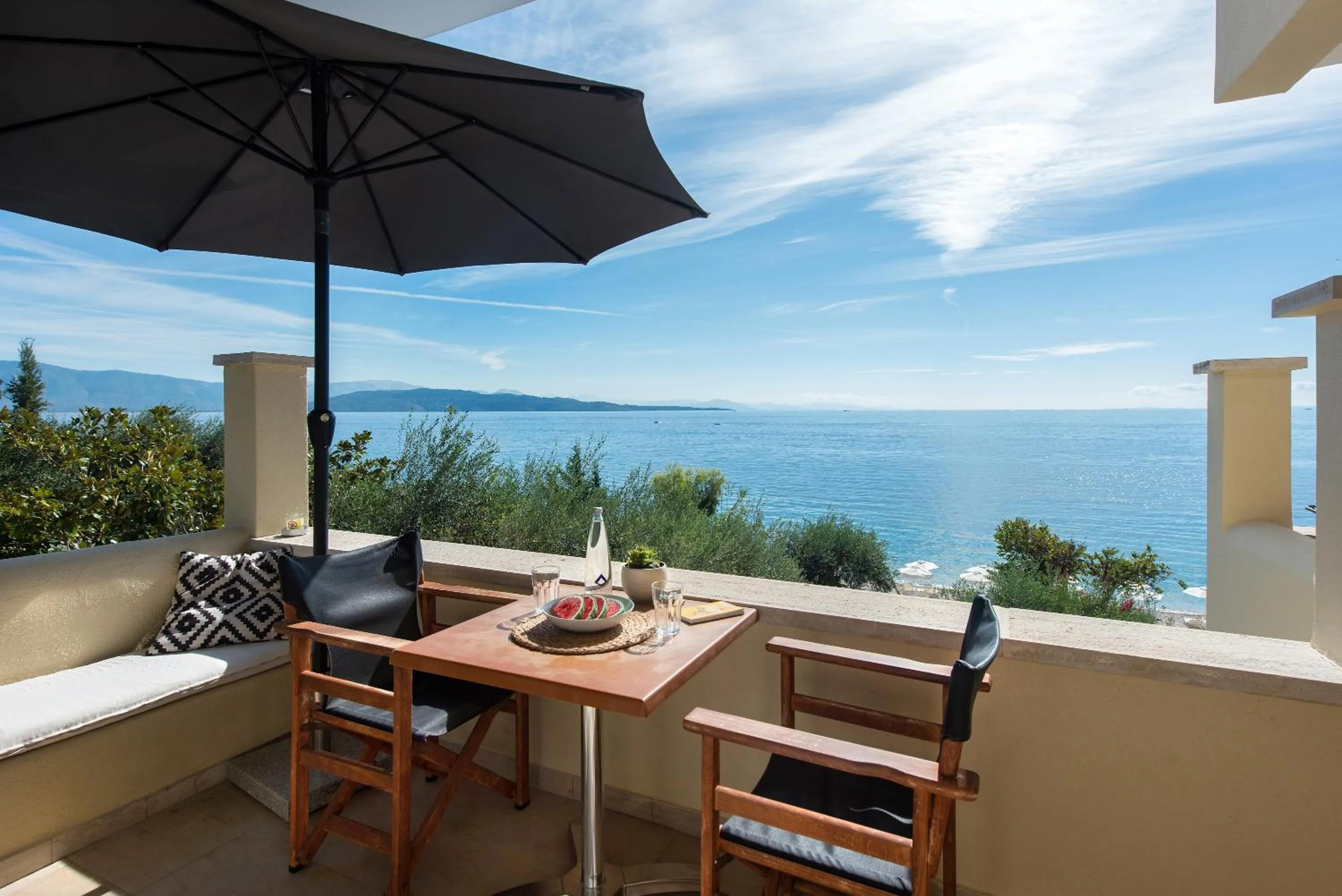 Day in Krouzeri Beach Apartments