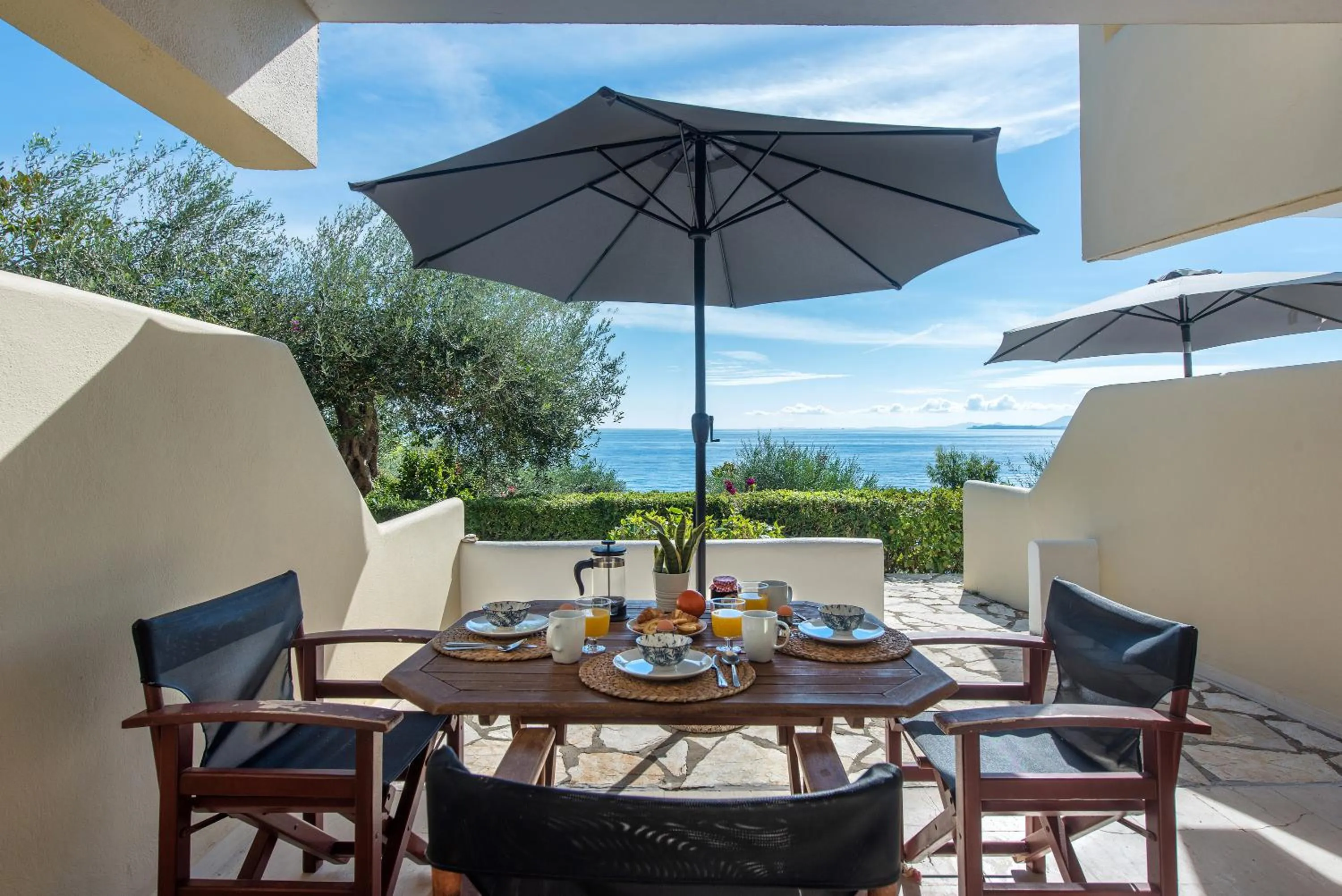 Krouzeri Beach Apartments