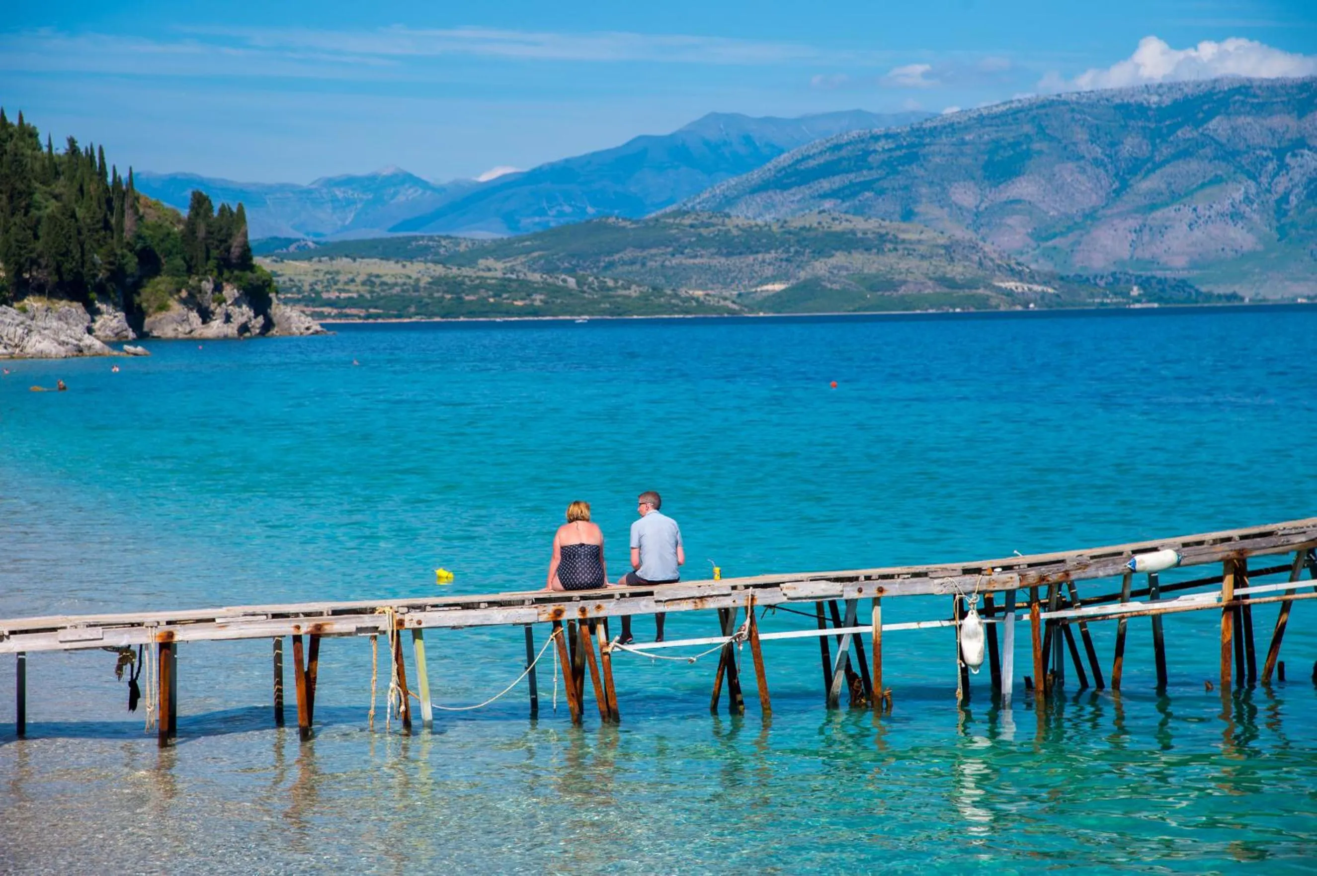 Guests in Krouzeri Beach Apartments