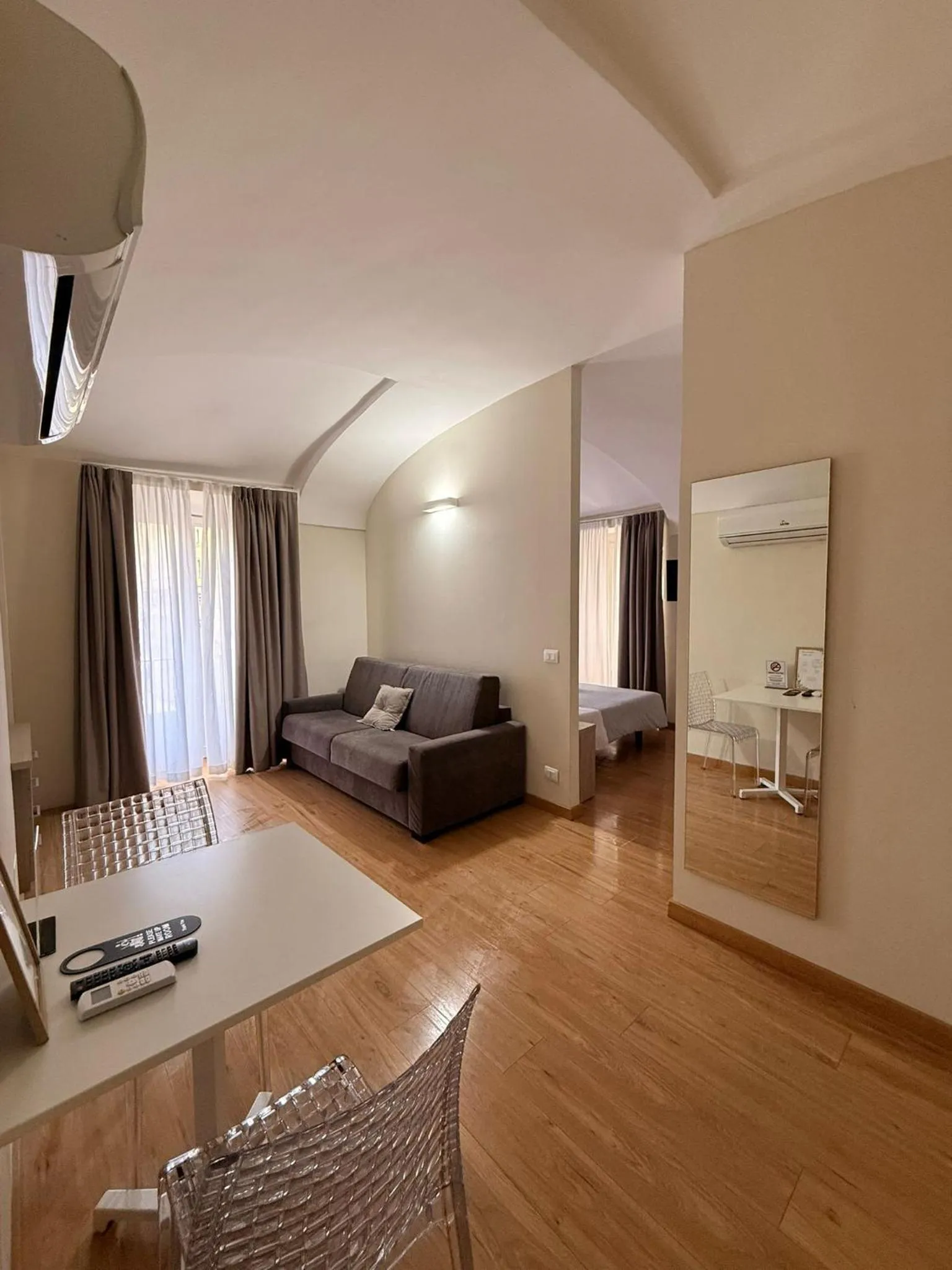 Adalesia Hotel & Coffee