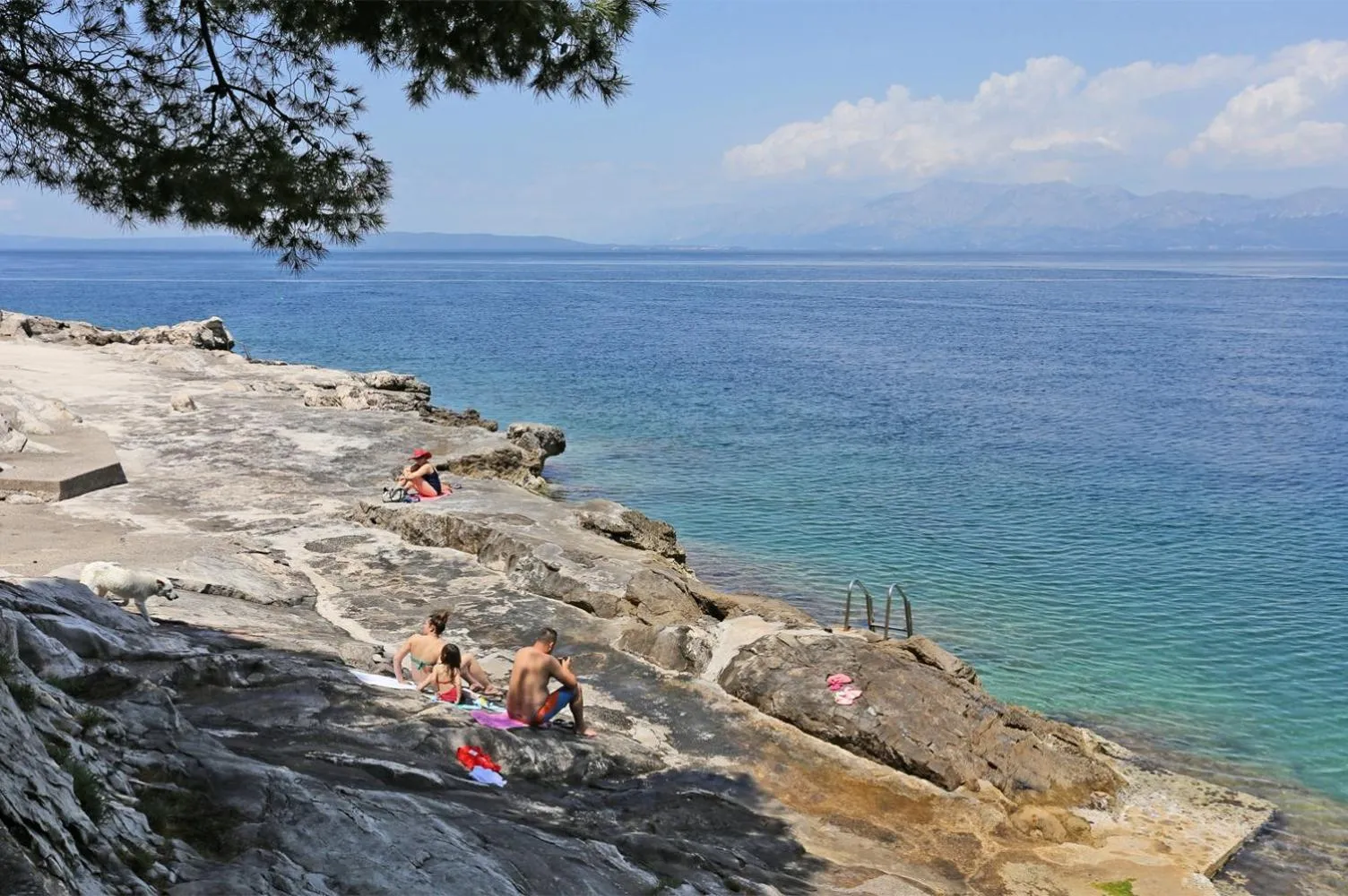 Beach in Twin Room Trpanj 10422b