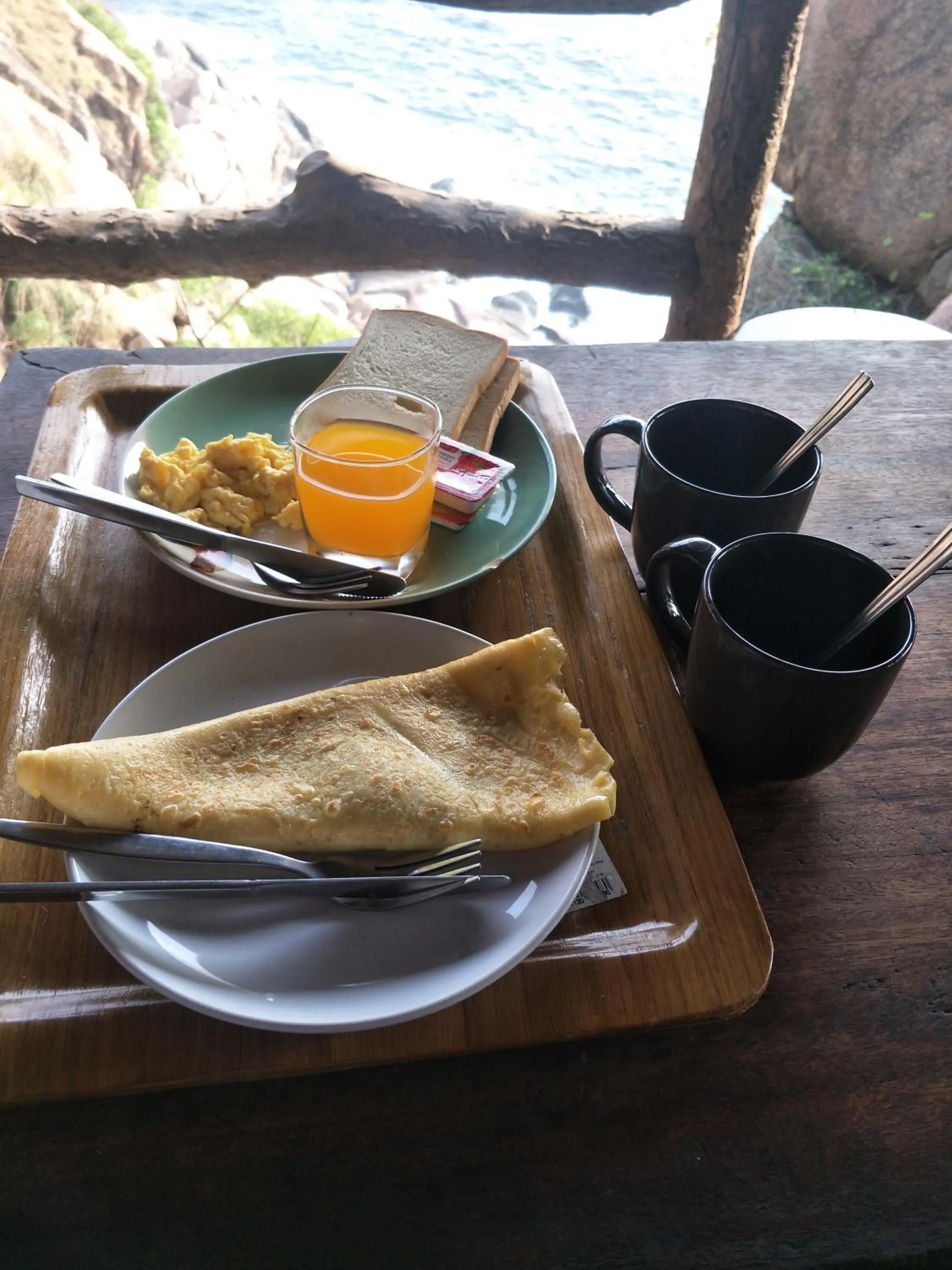 Breakfast in Moondance Magic View Bungalow