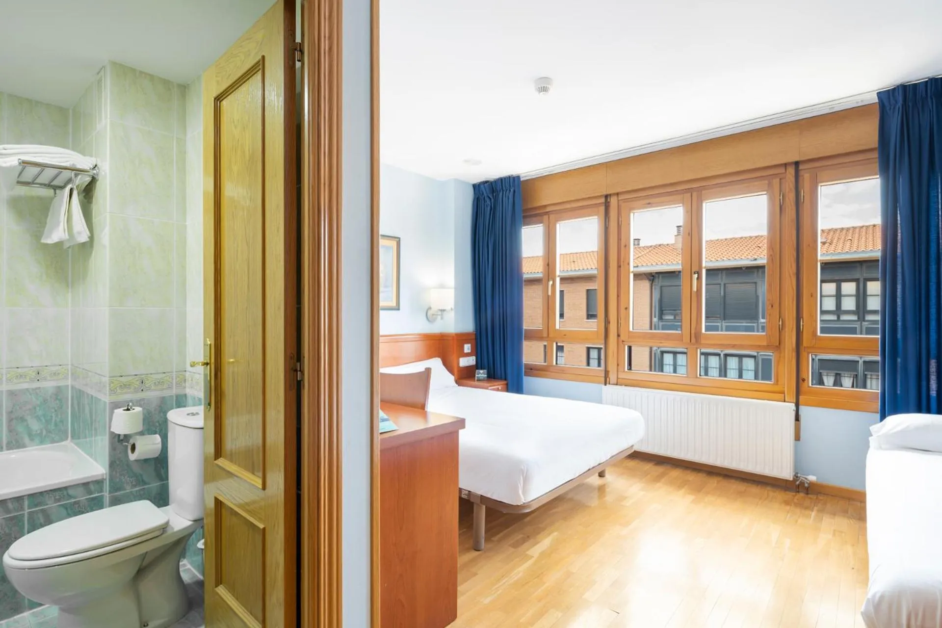 Bed in Hostal Alda Río Duero