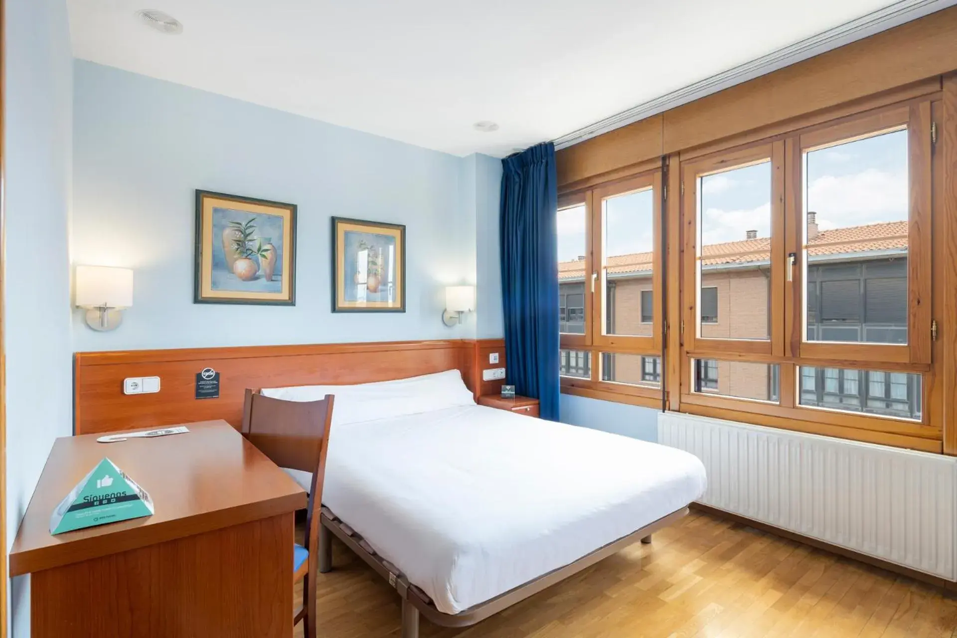 Bed in Hostal Alda Río Duero Bed in Hostal Alda Río Duero