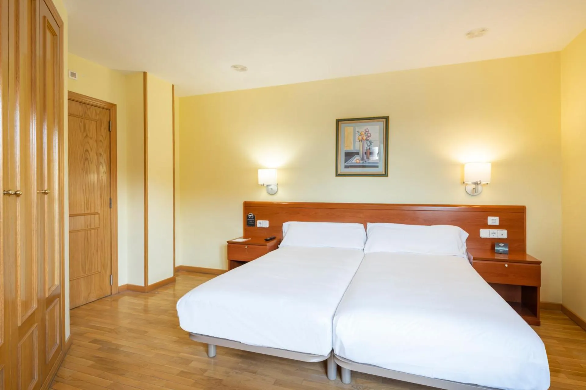 Bed in Hostal Alda Río Duero