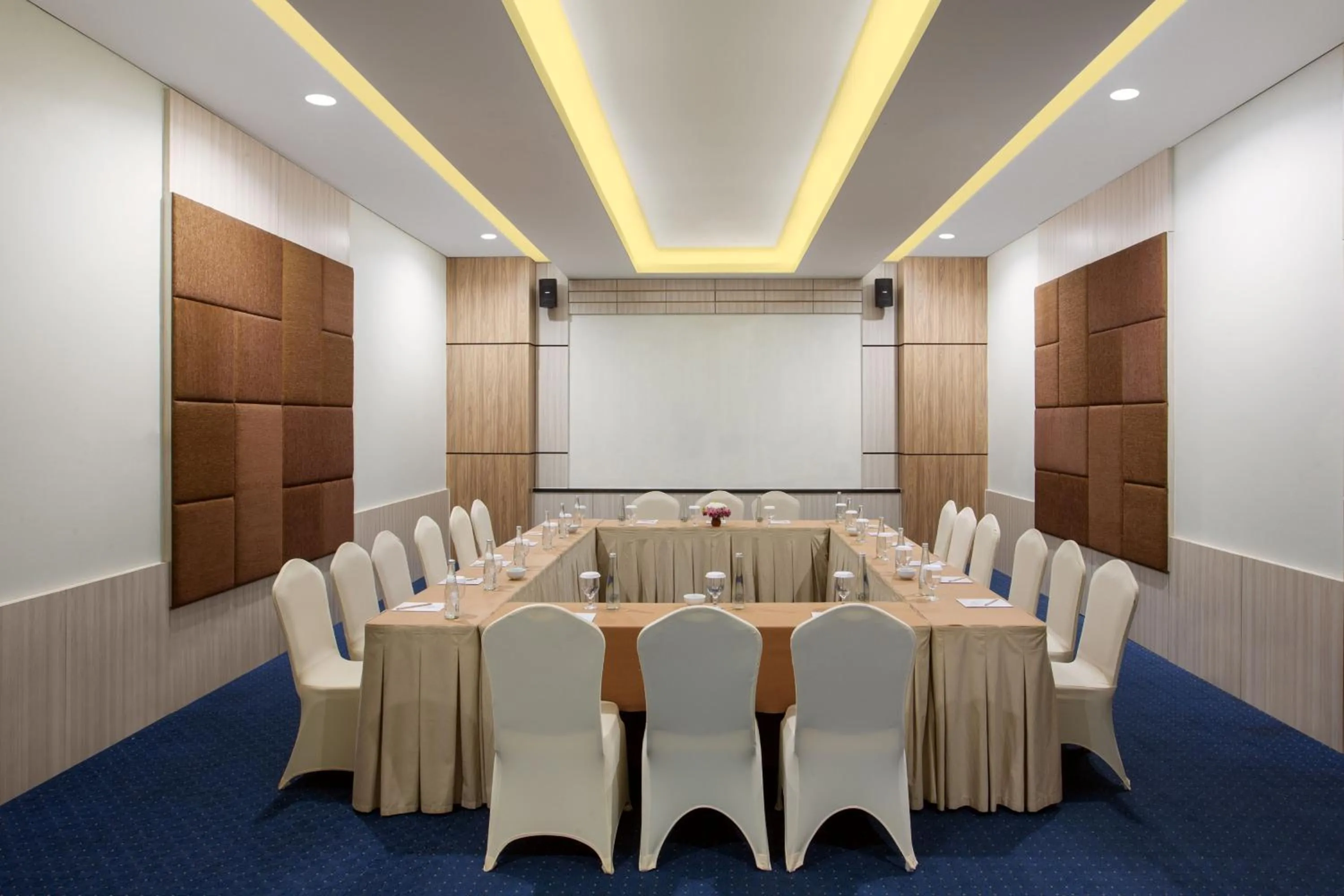Meeting/conference room in Hotel Santika Tasikmalaya