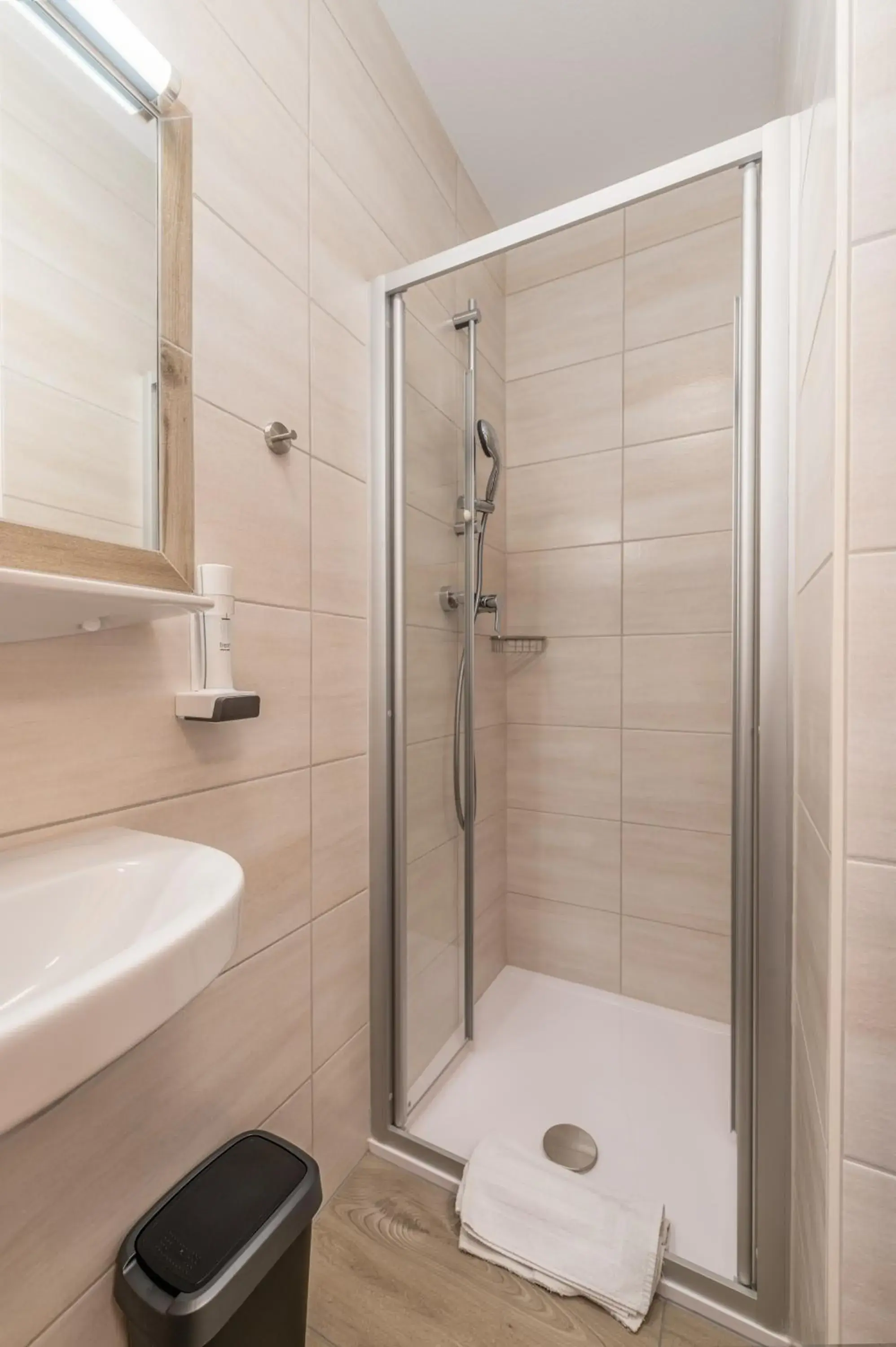 Twin Room - single occupancy in s'Wirtshaus by Alpine Genusswelten Twin Room - single occupancy in s'Wirtshaus by Alpine Genusswelten