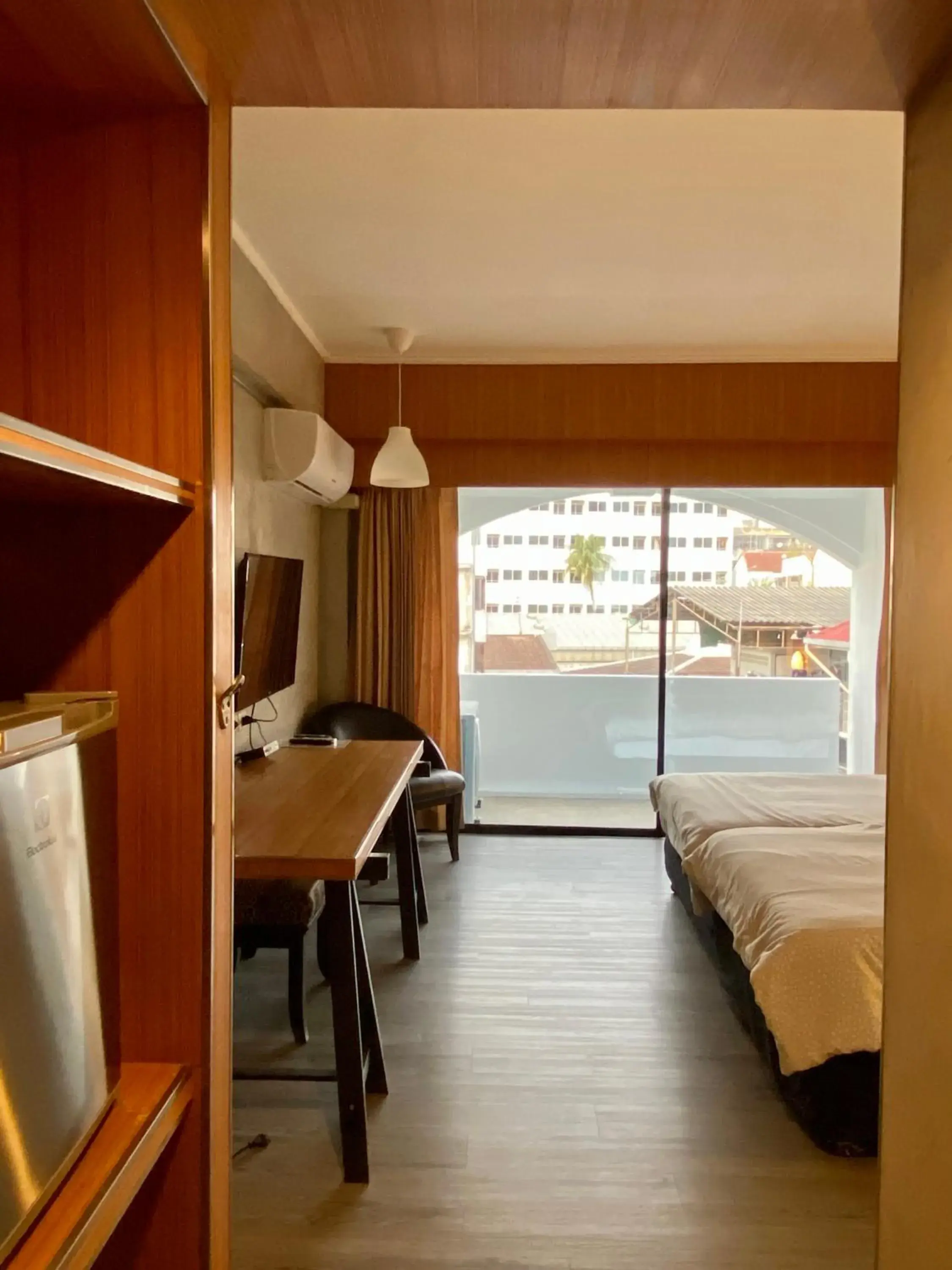 Balcony/Terrace, Bed in White Palace Bangkok Balcony/Terrace, Bed in White Palace Bangkok