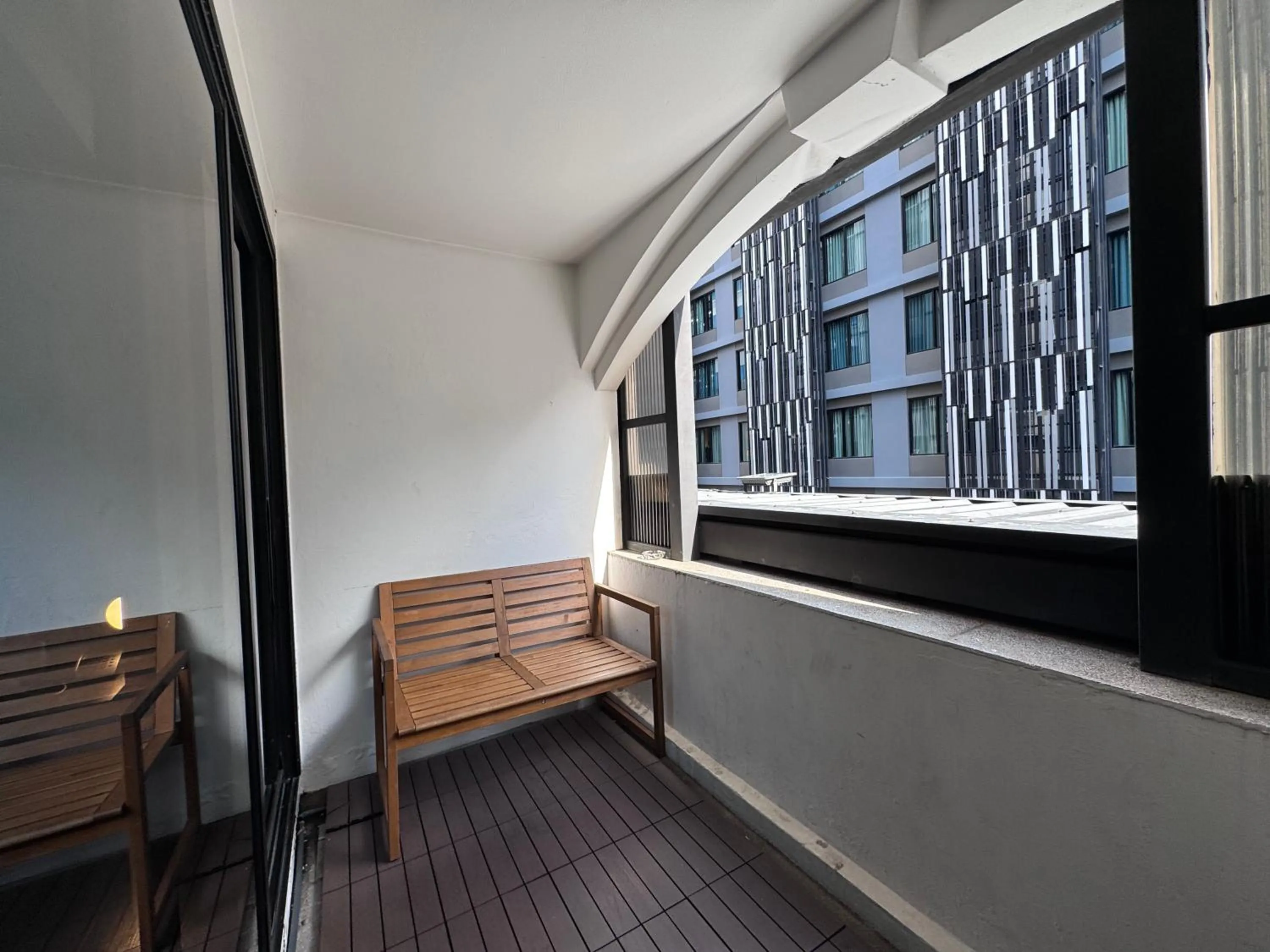 Balcony/Terrace in White Palace Bangkok