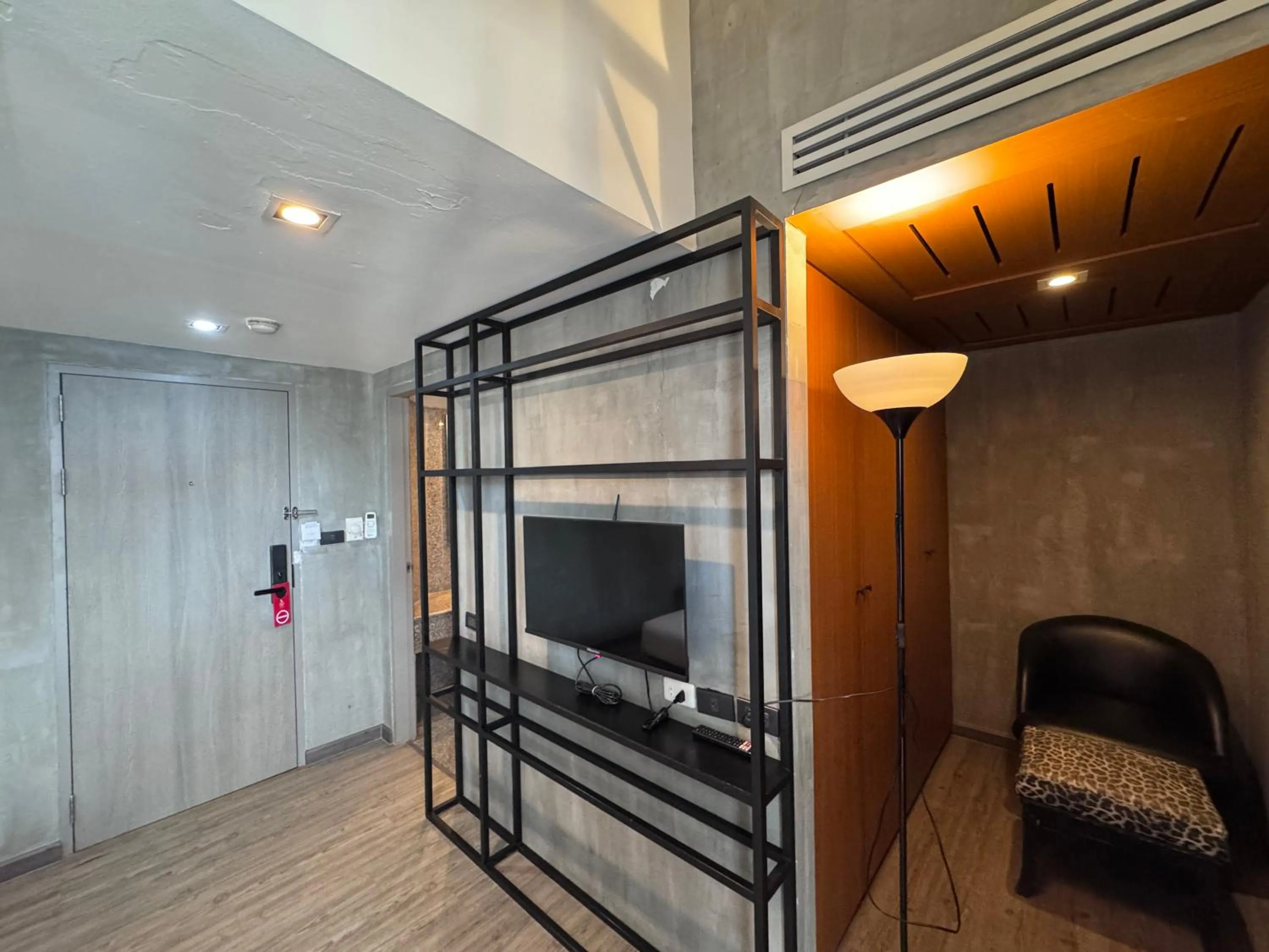 Area and facilities, Bed in White Palace Bangkok