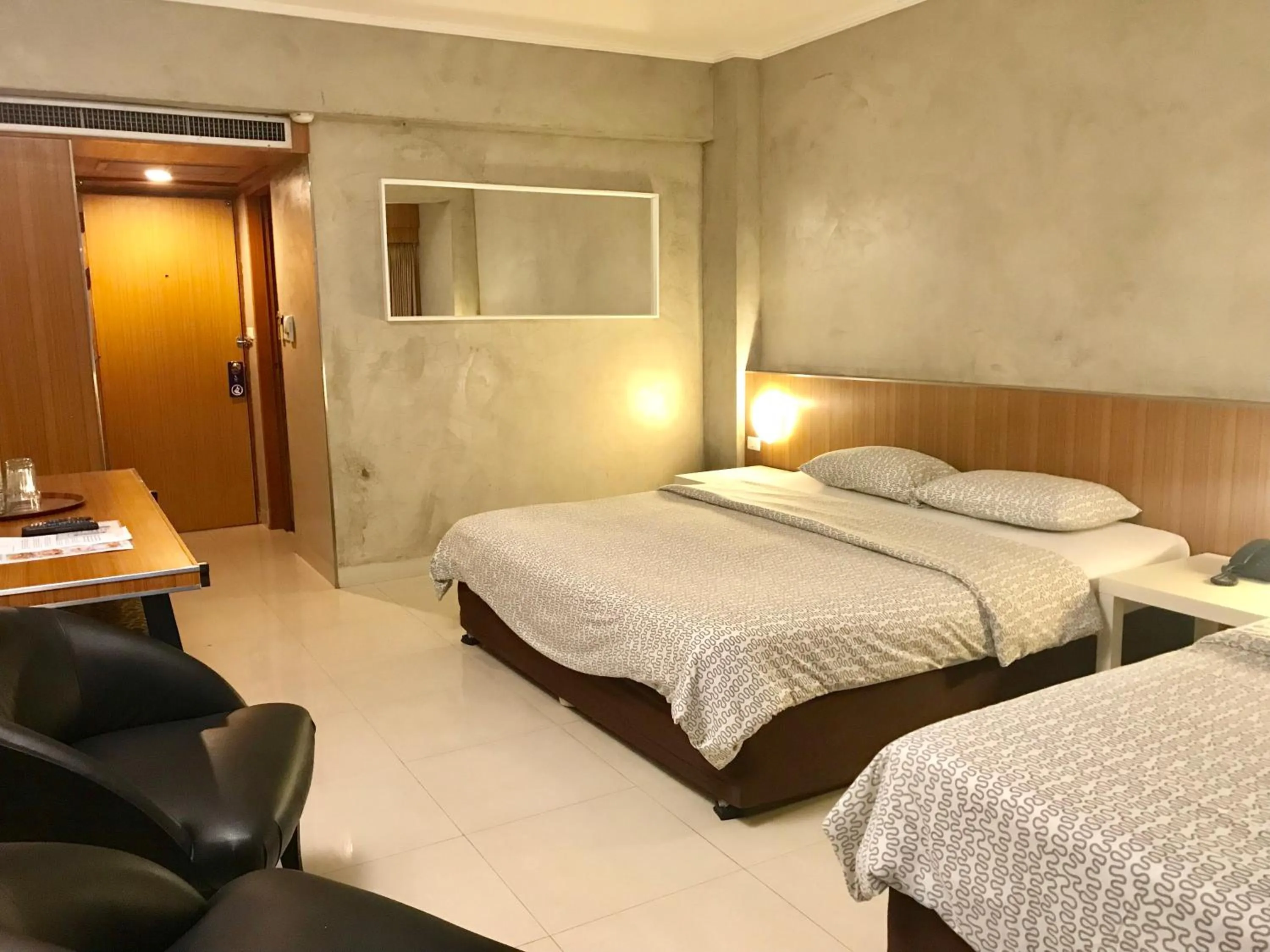 Bed in White Palace Bangkok