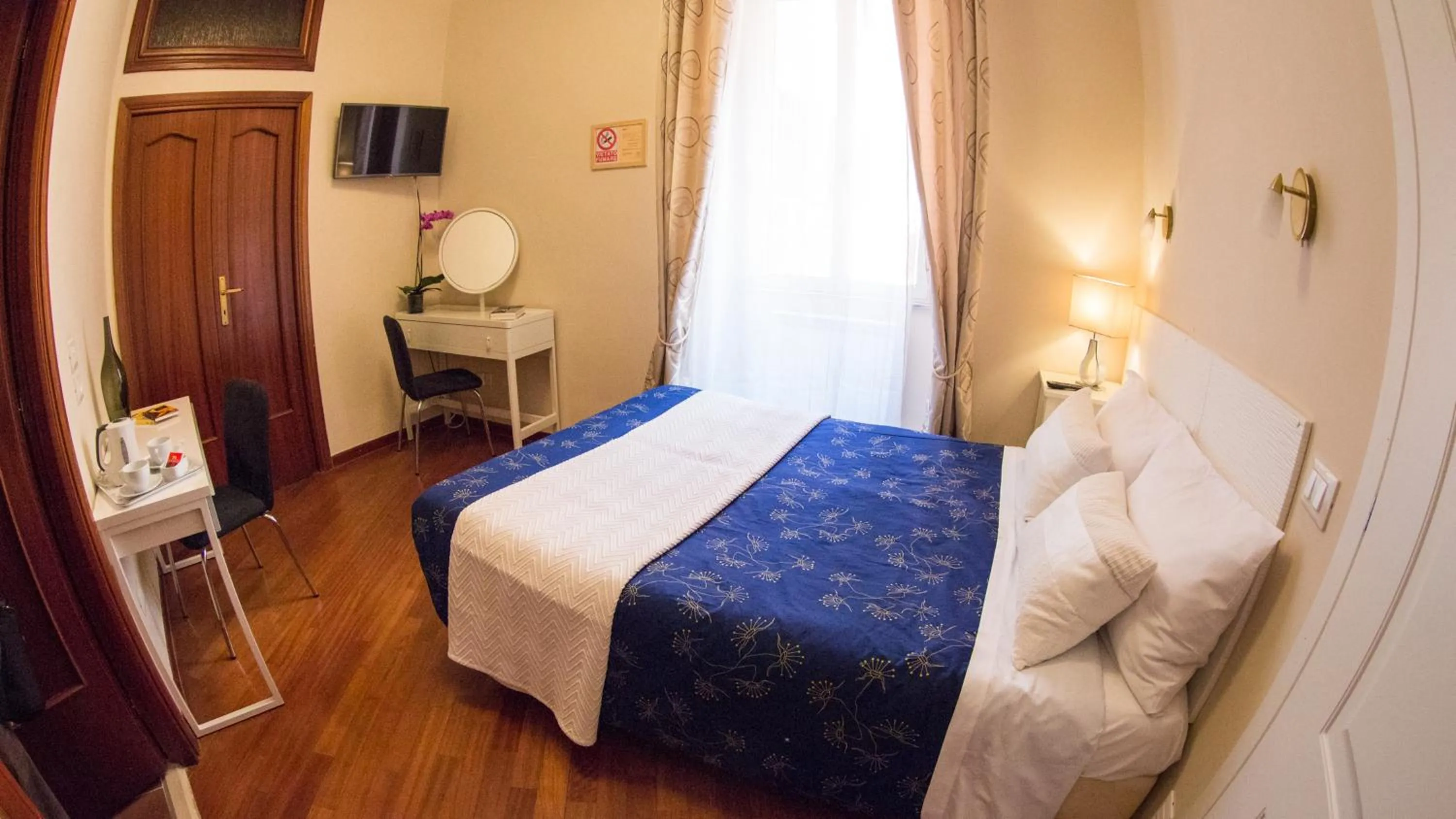 Photo of the whole room, Bed in Hotel Martino Ai Monti