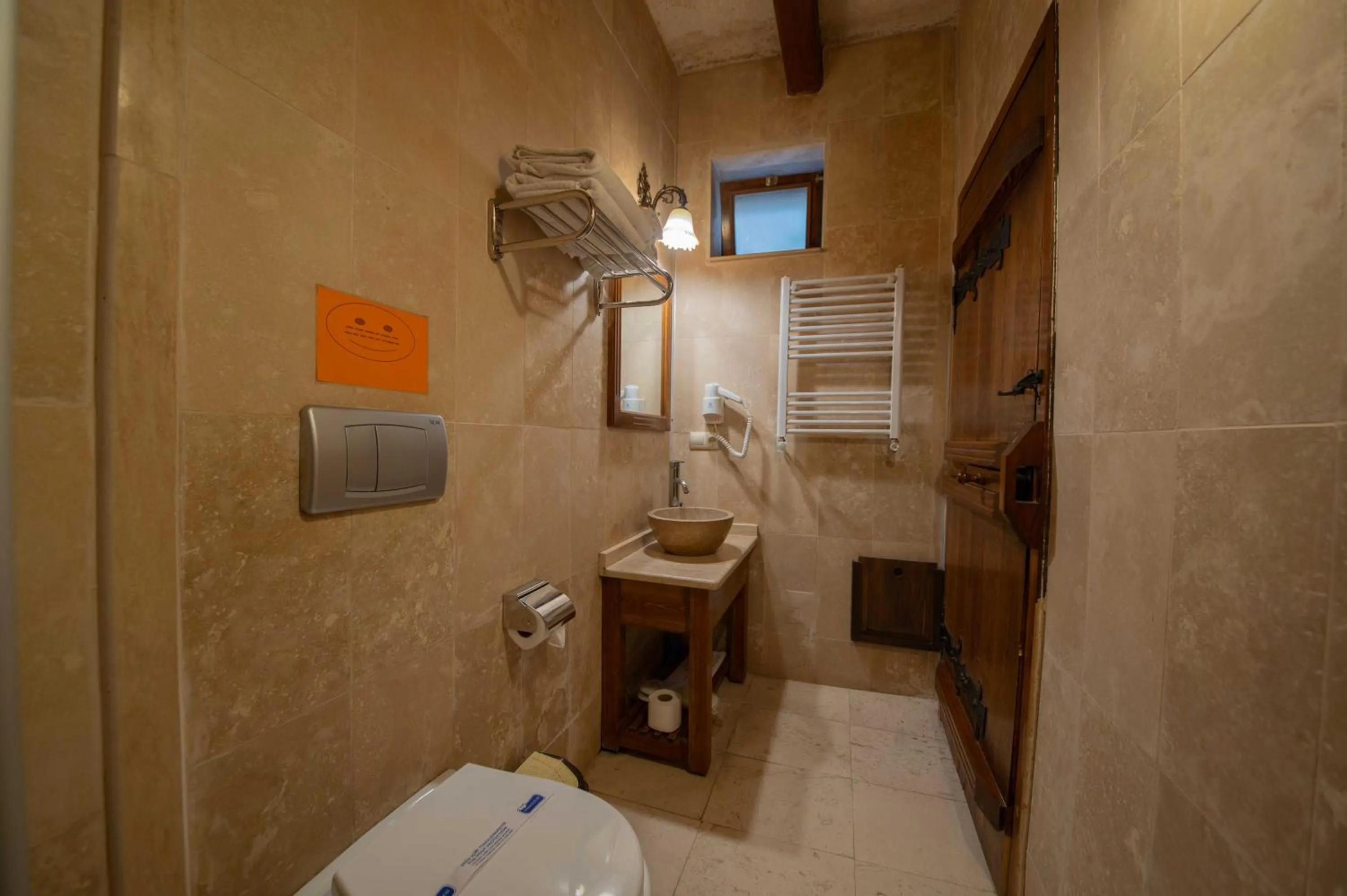 Bathroom in Safran Cave Hotel