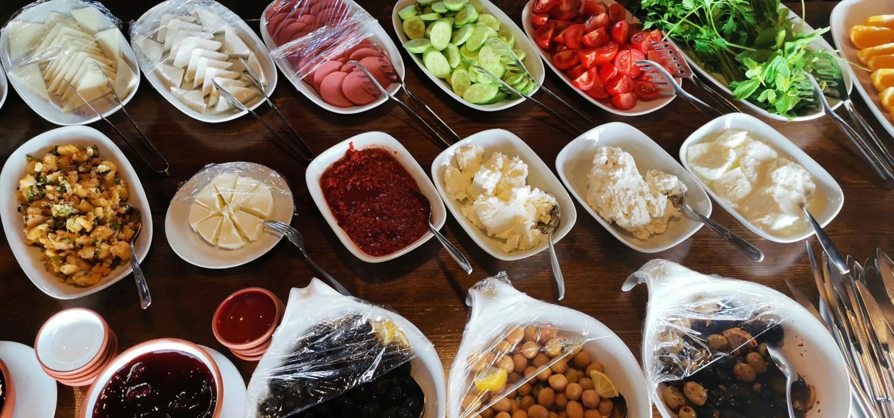 Breakfast in Safran Cave Hotel