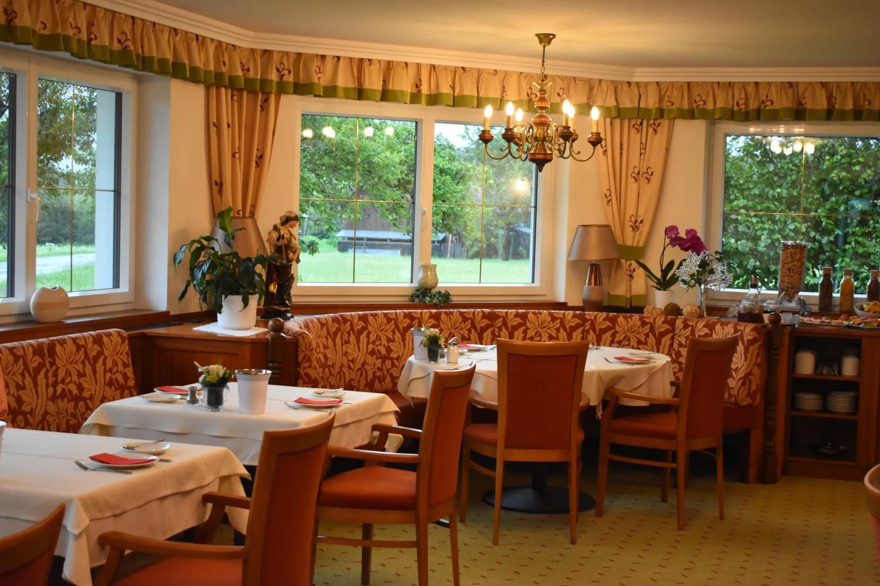 Breakfast in Pension Schlömmer