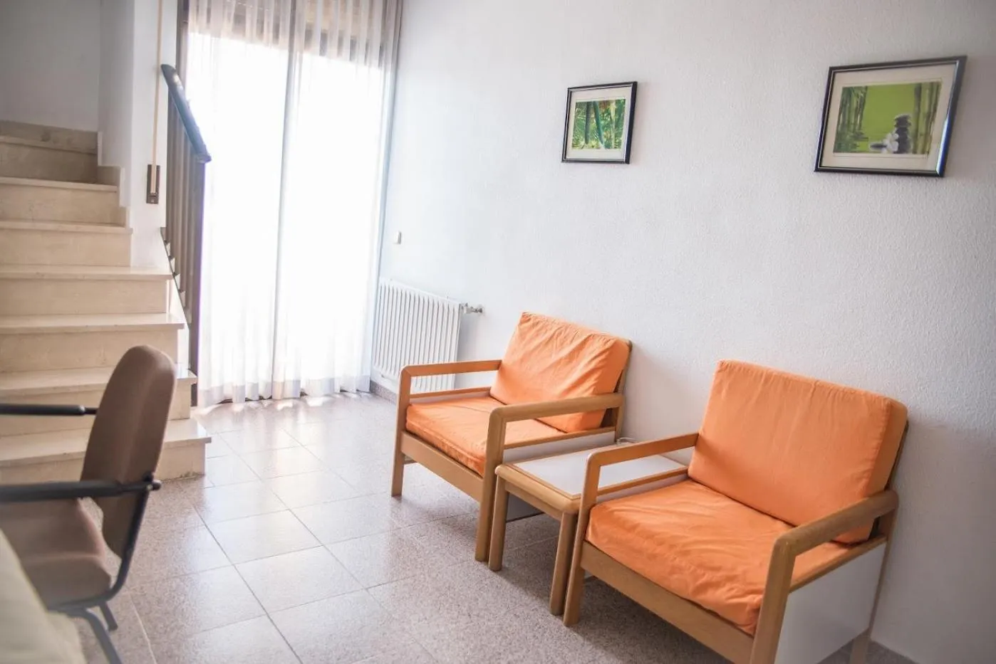 Seating area in Hotel Prado Real