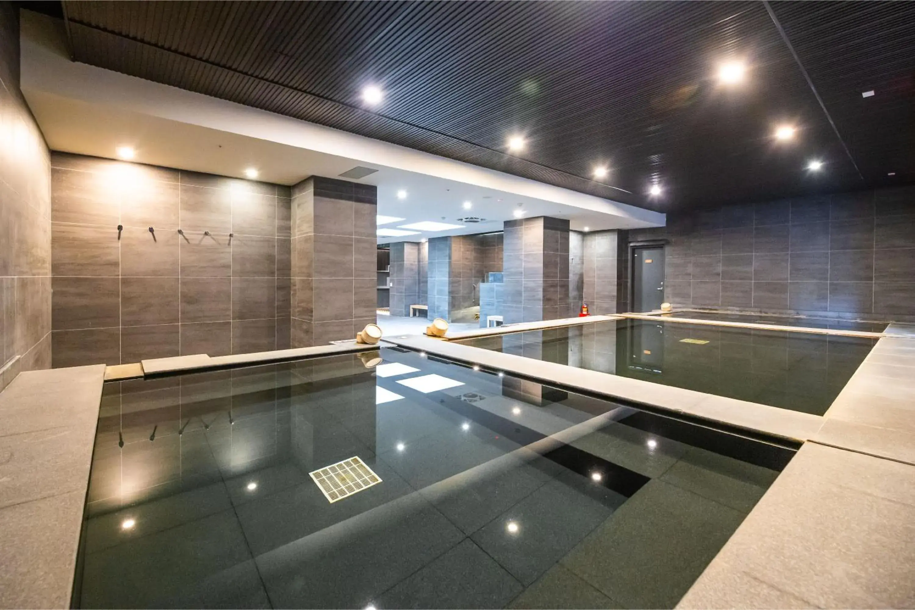 Hot Spring Bath, Swimming Pool in Yamagata Kaku Hotel & Spa