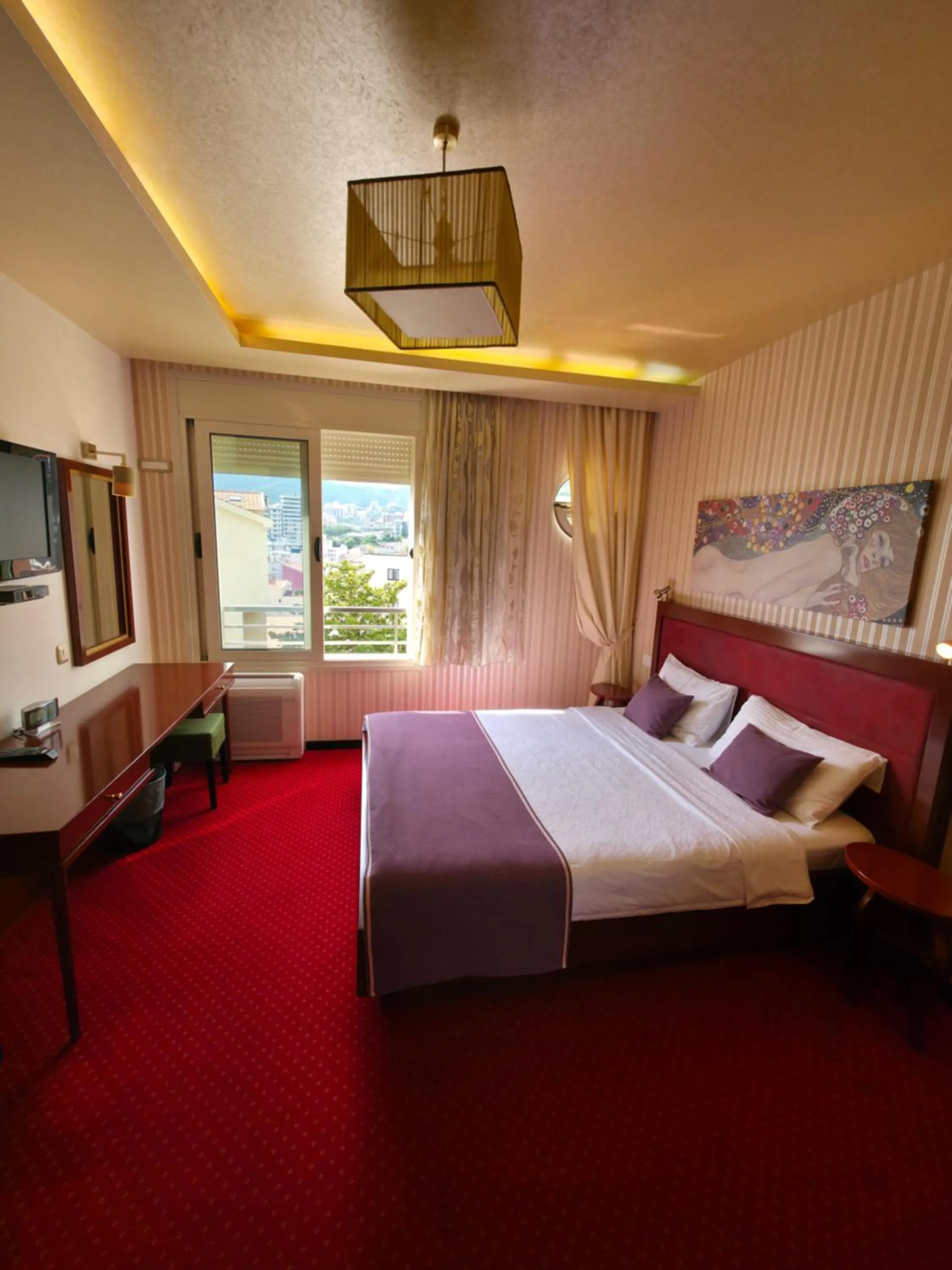 Bed in Meridian Hotel