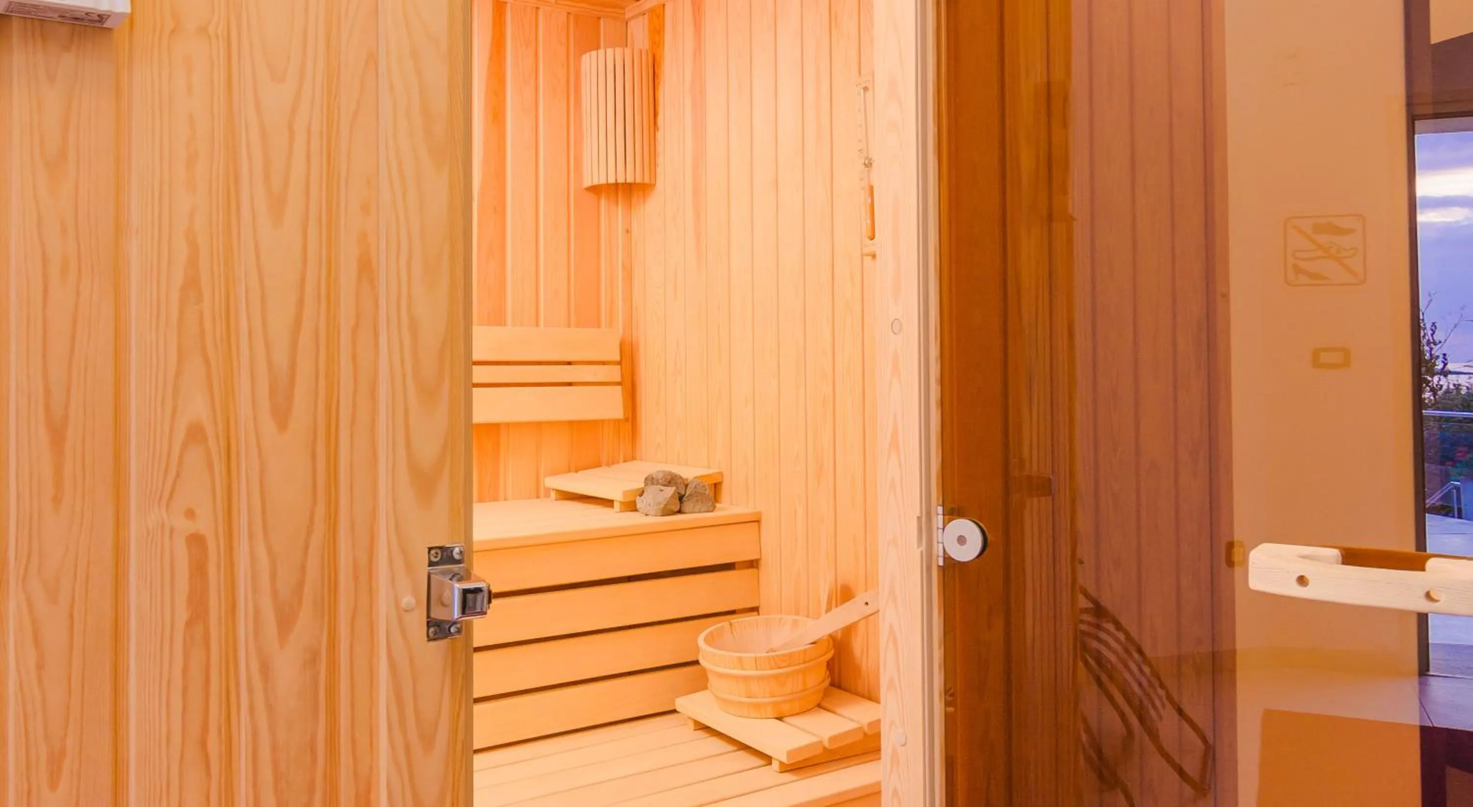 Spa and wellness centre/facilities in Meridian Hotel