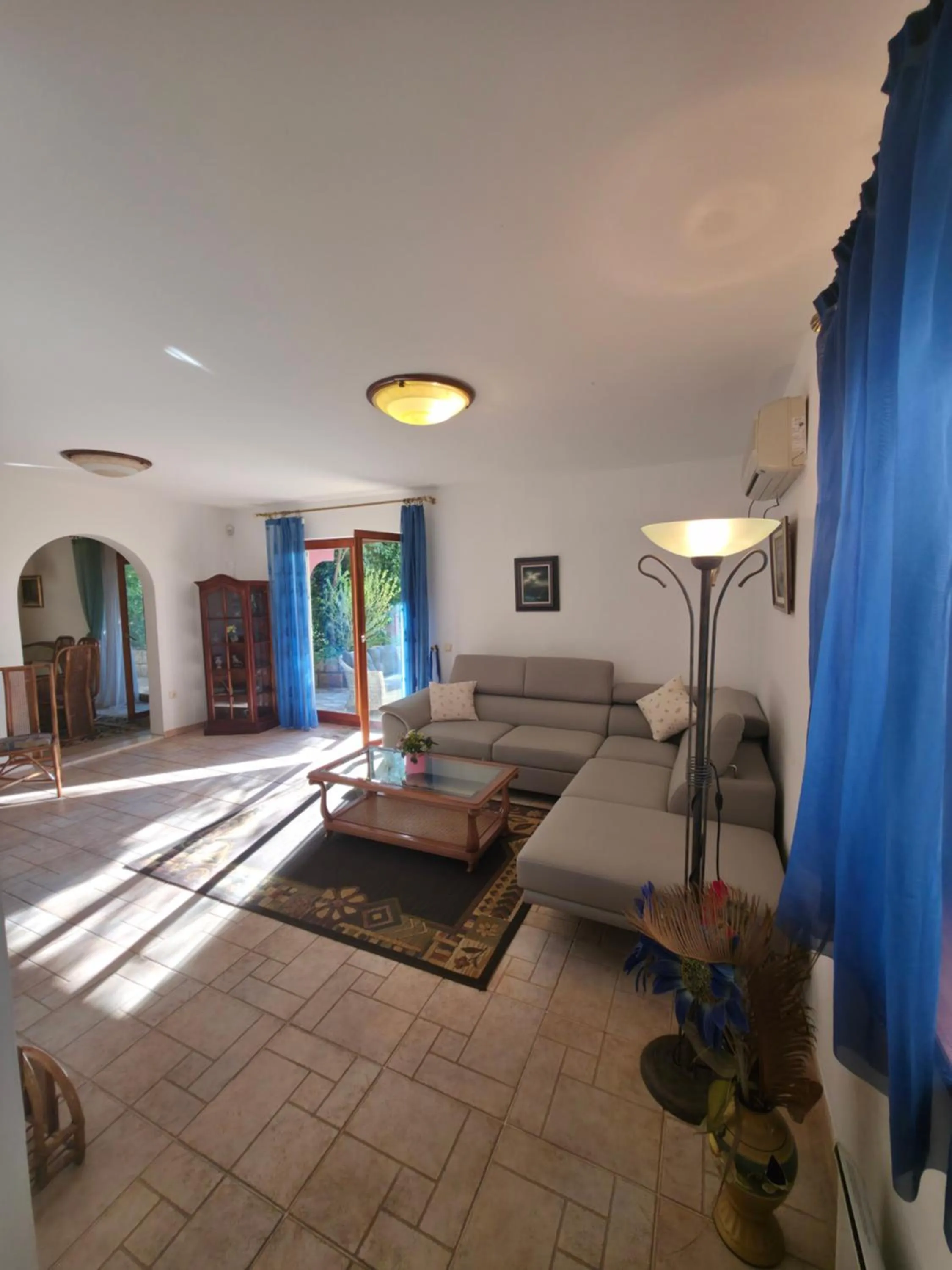 Bed in Meridian Hotel