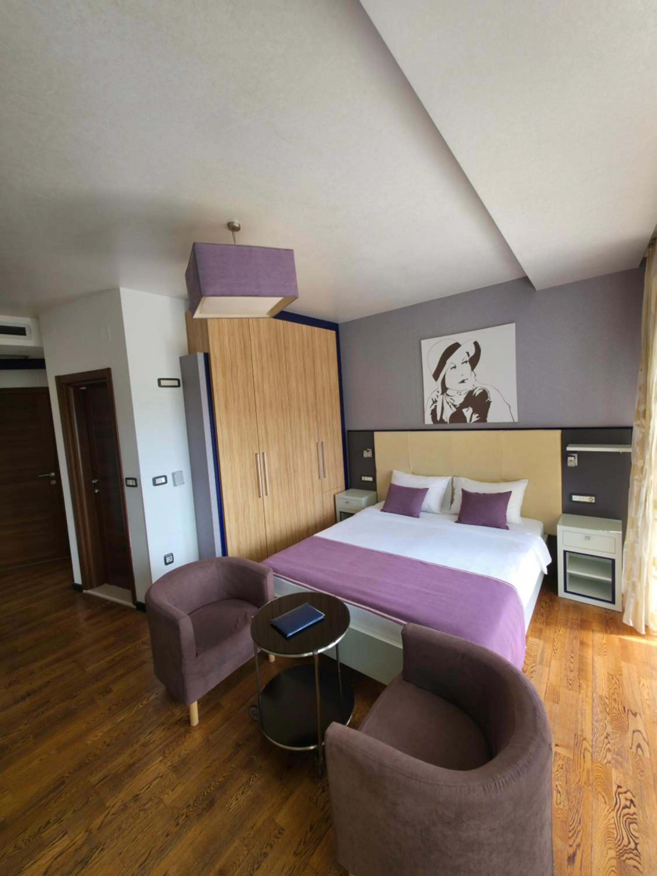 Bed in Meridian Hotel