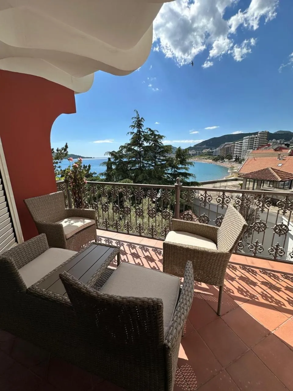 Patio in Meridian Hotel