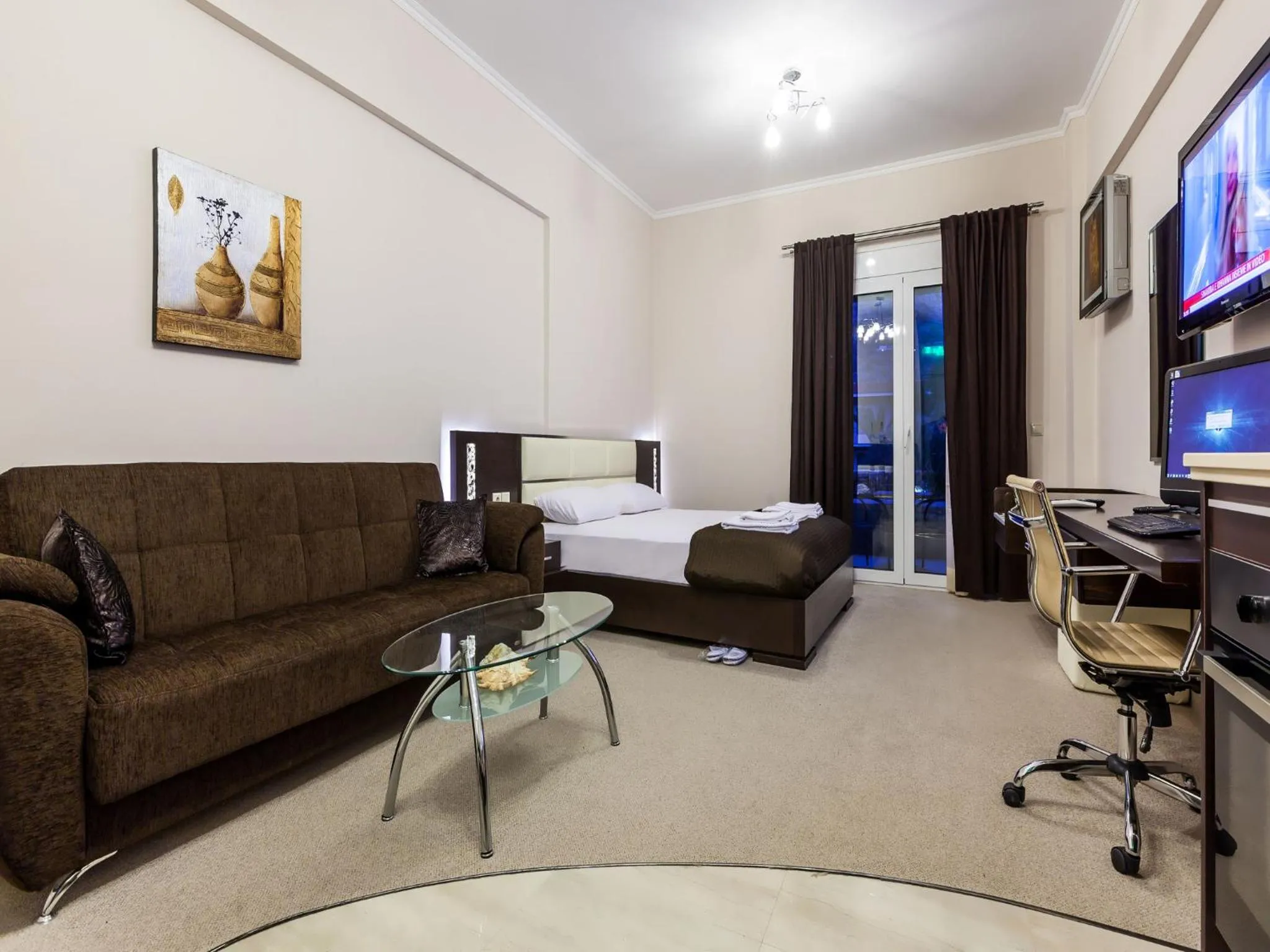 Photo of the whole room in Pearl Bay Hotel Apartments