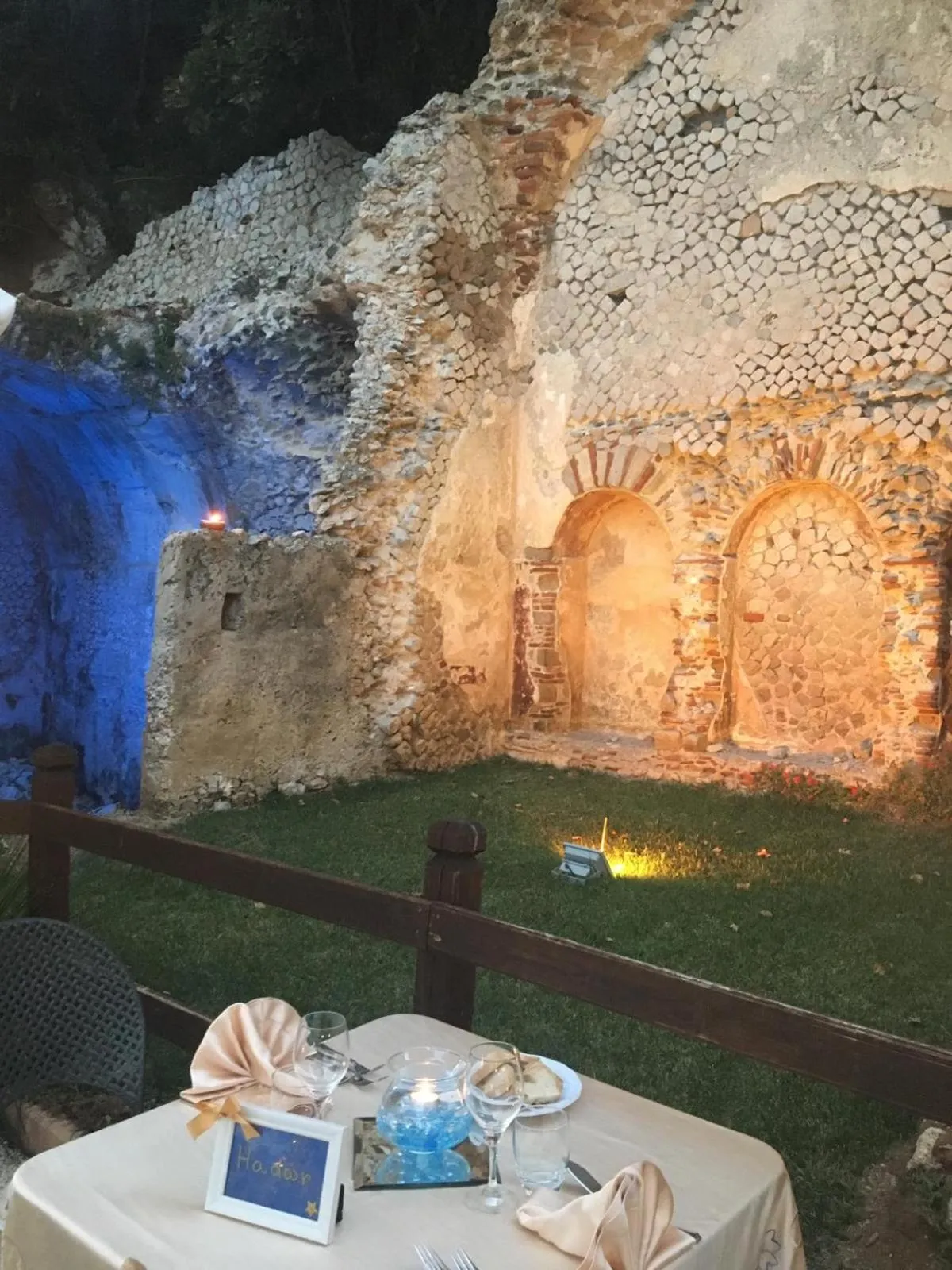 Restaurant/places to eat in Grand Hotel Il Ninfeo