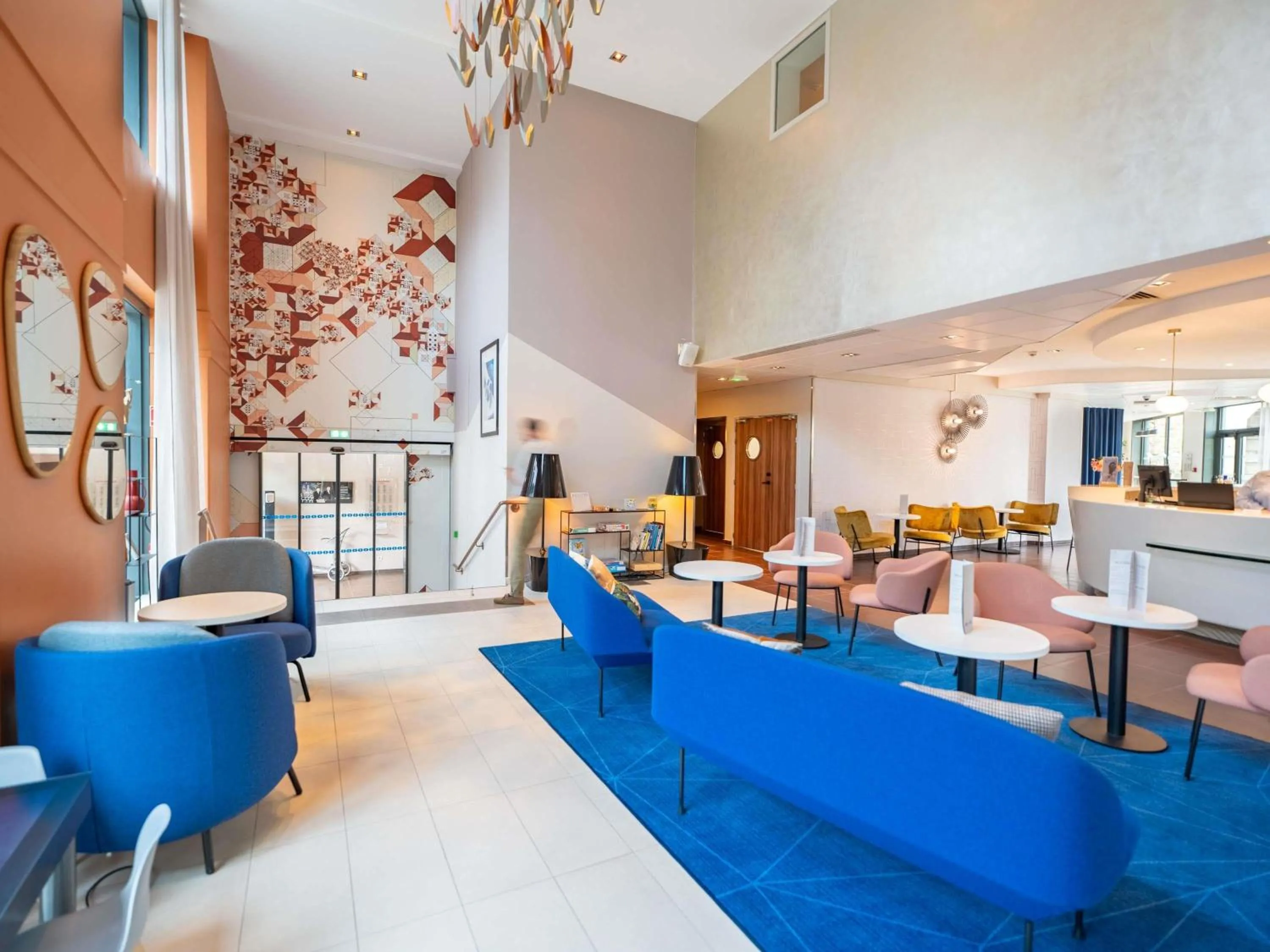 Property building in Novotel Suites Paris Issy Les Moulineaux