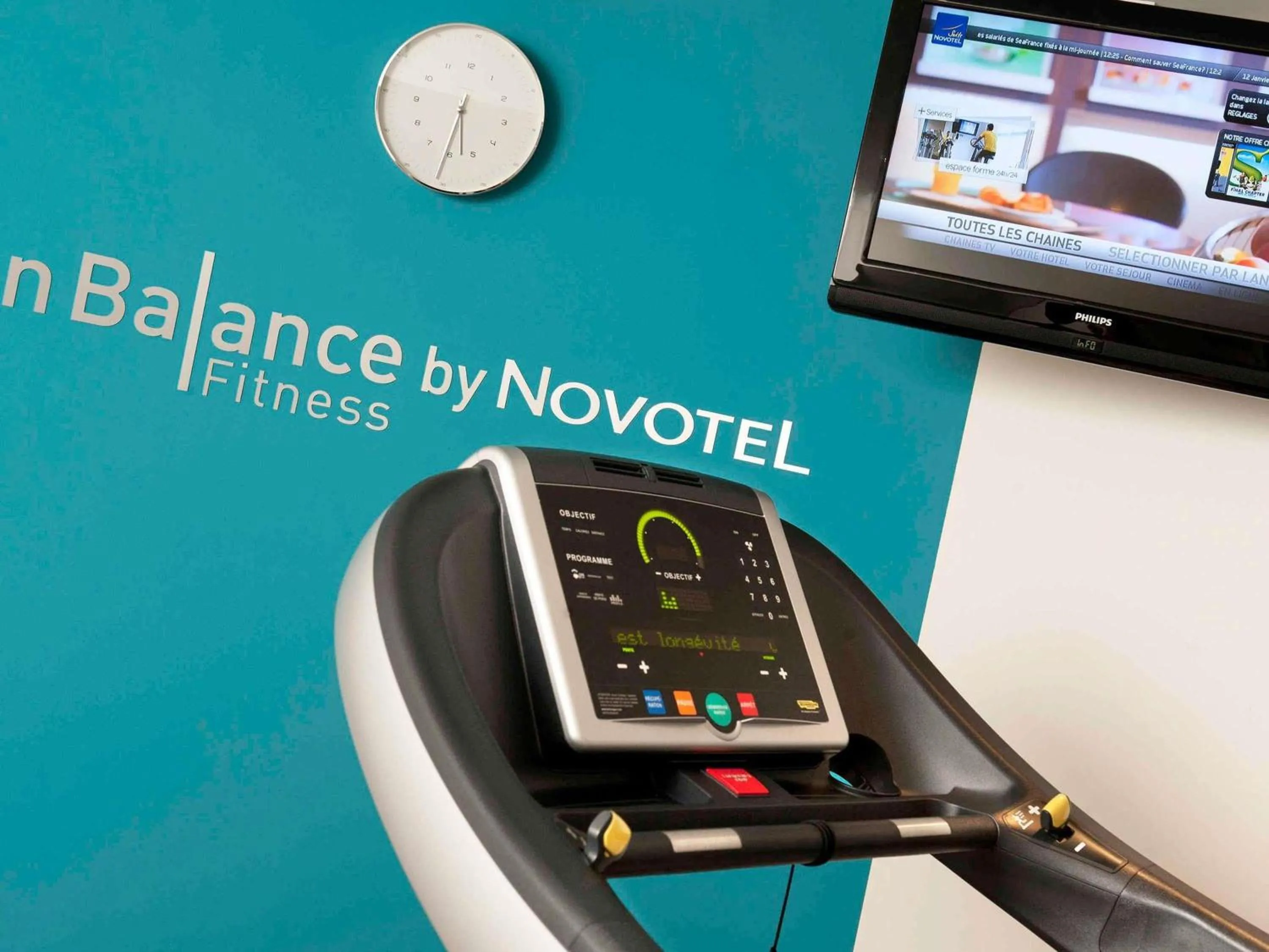 Fitness centre/facilities in Novotel Suites Paris Issy Les Moulineaux