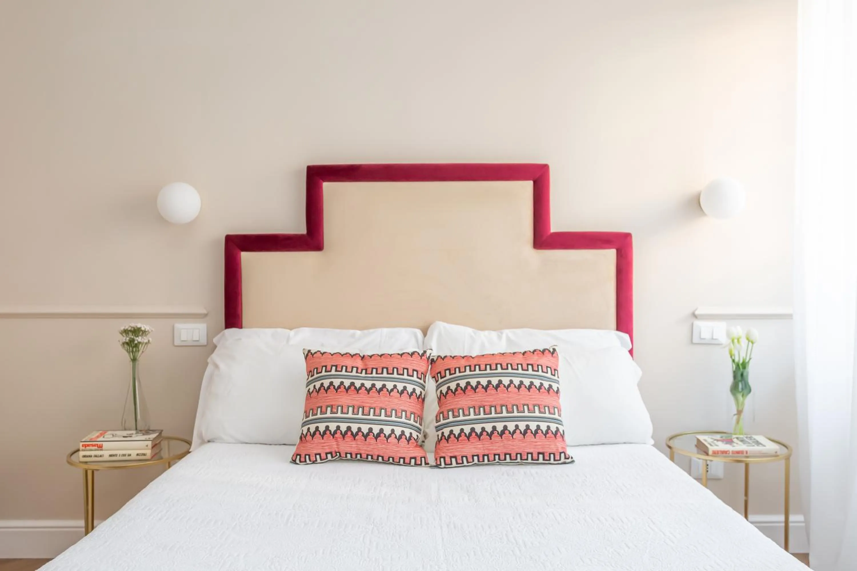 Bed in Rome Central Inn