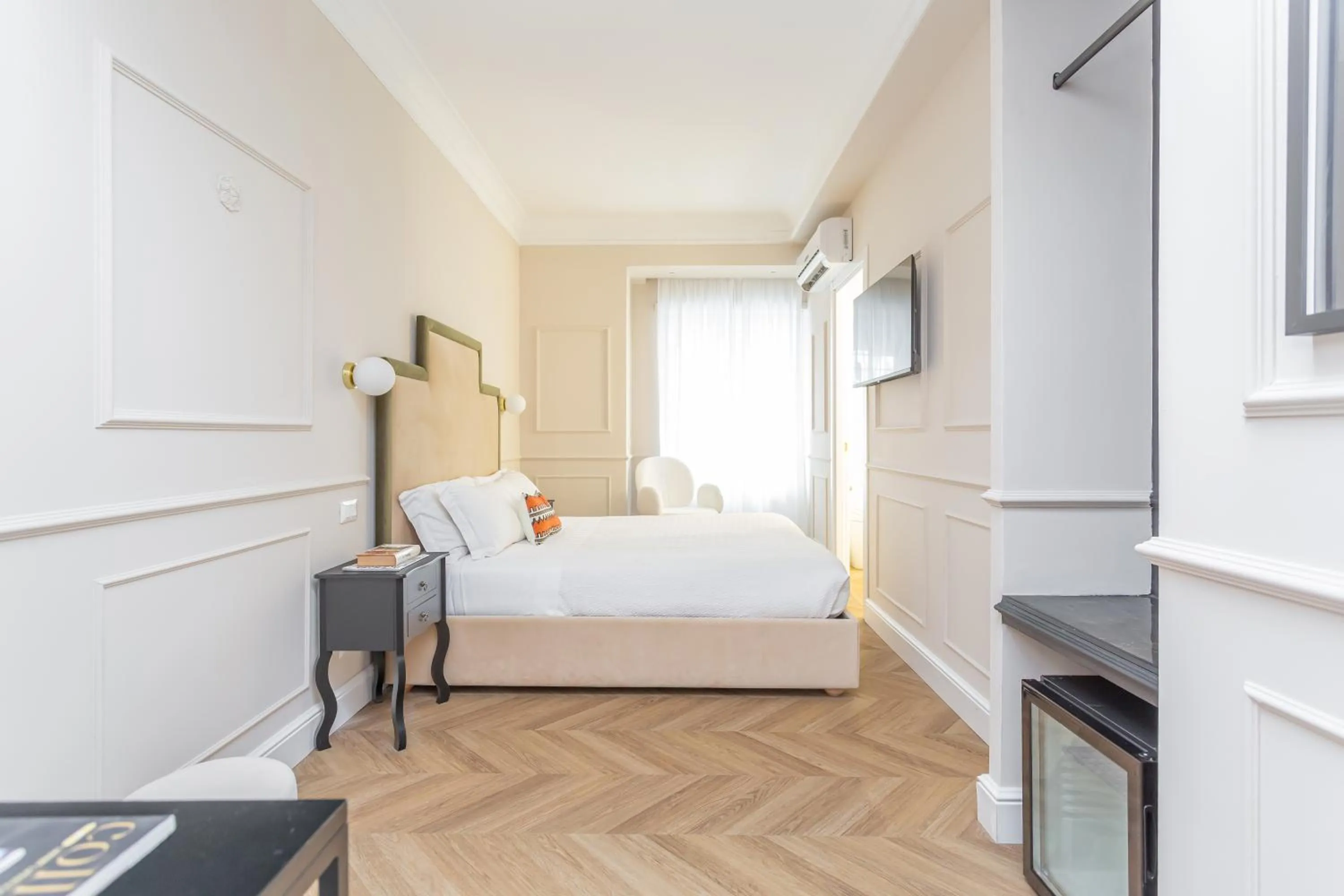 Bed in Rome Central Inn