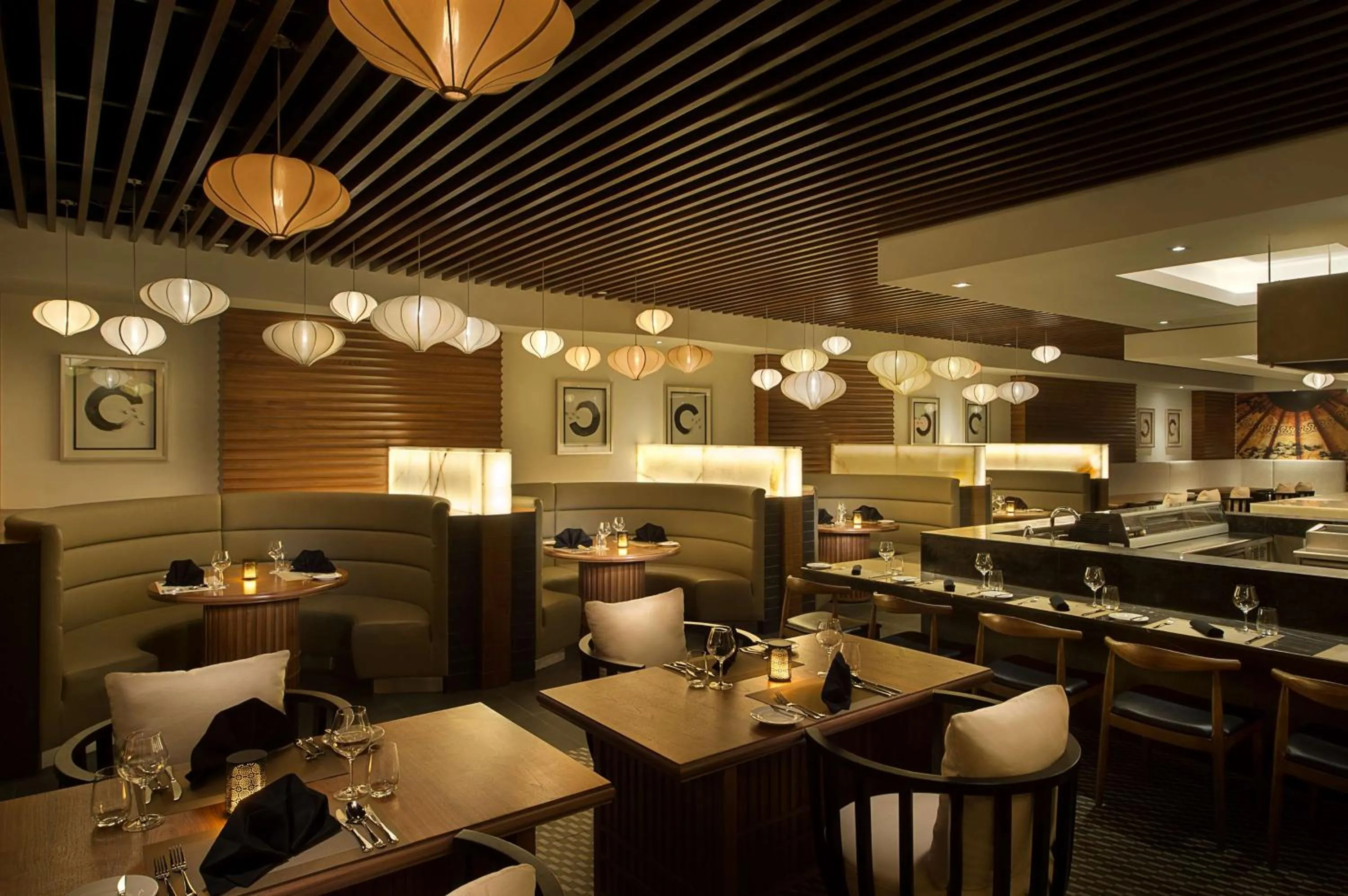 Restaurant/places to eat in Gulf Court Hotel Business Bay