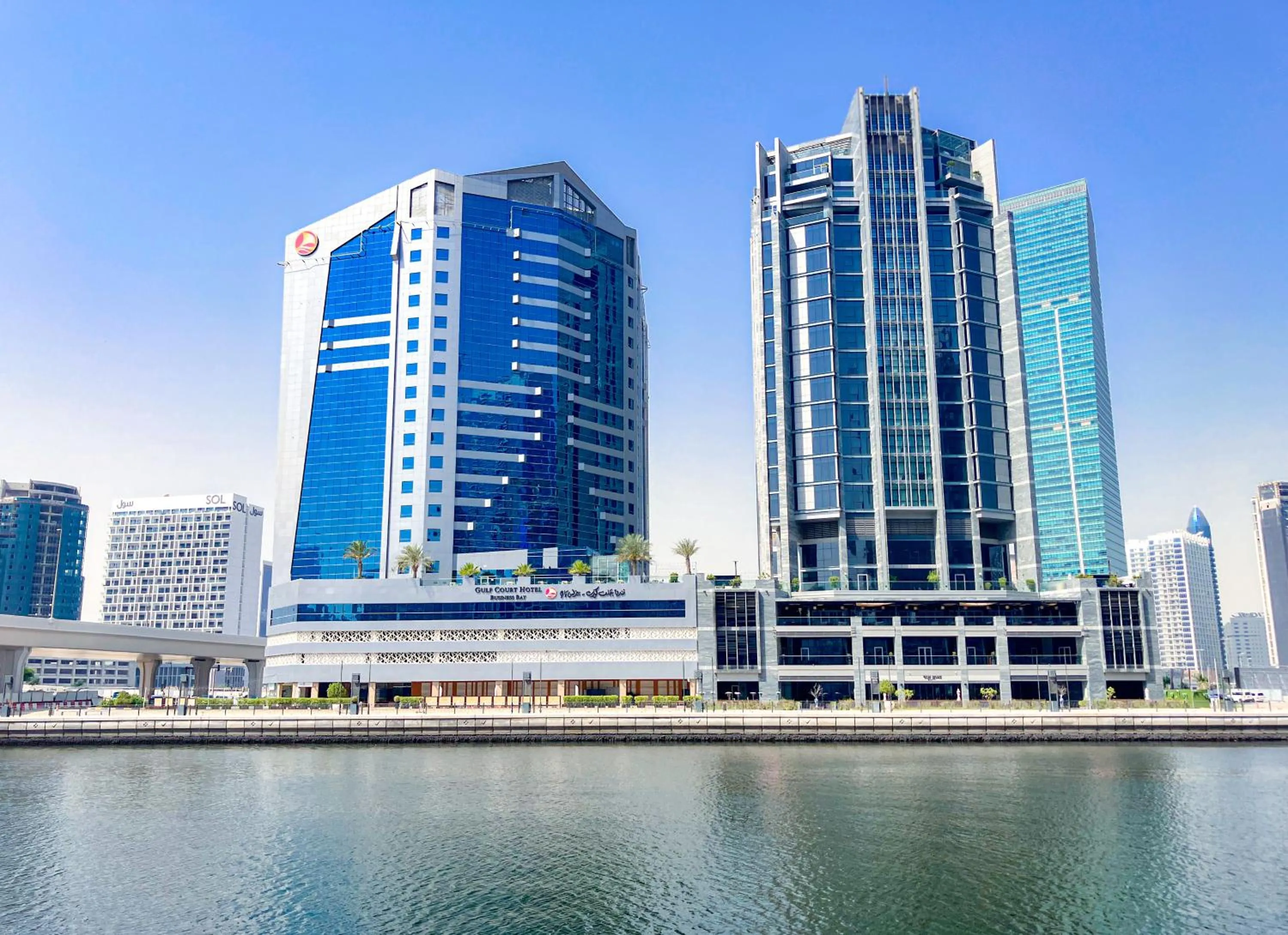 Property building in Gulf Court Hotel Business Bay
