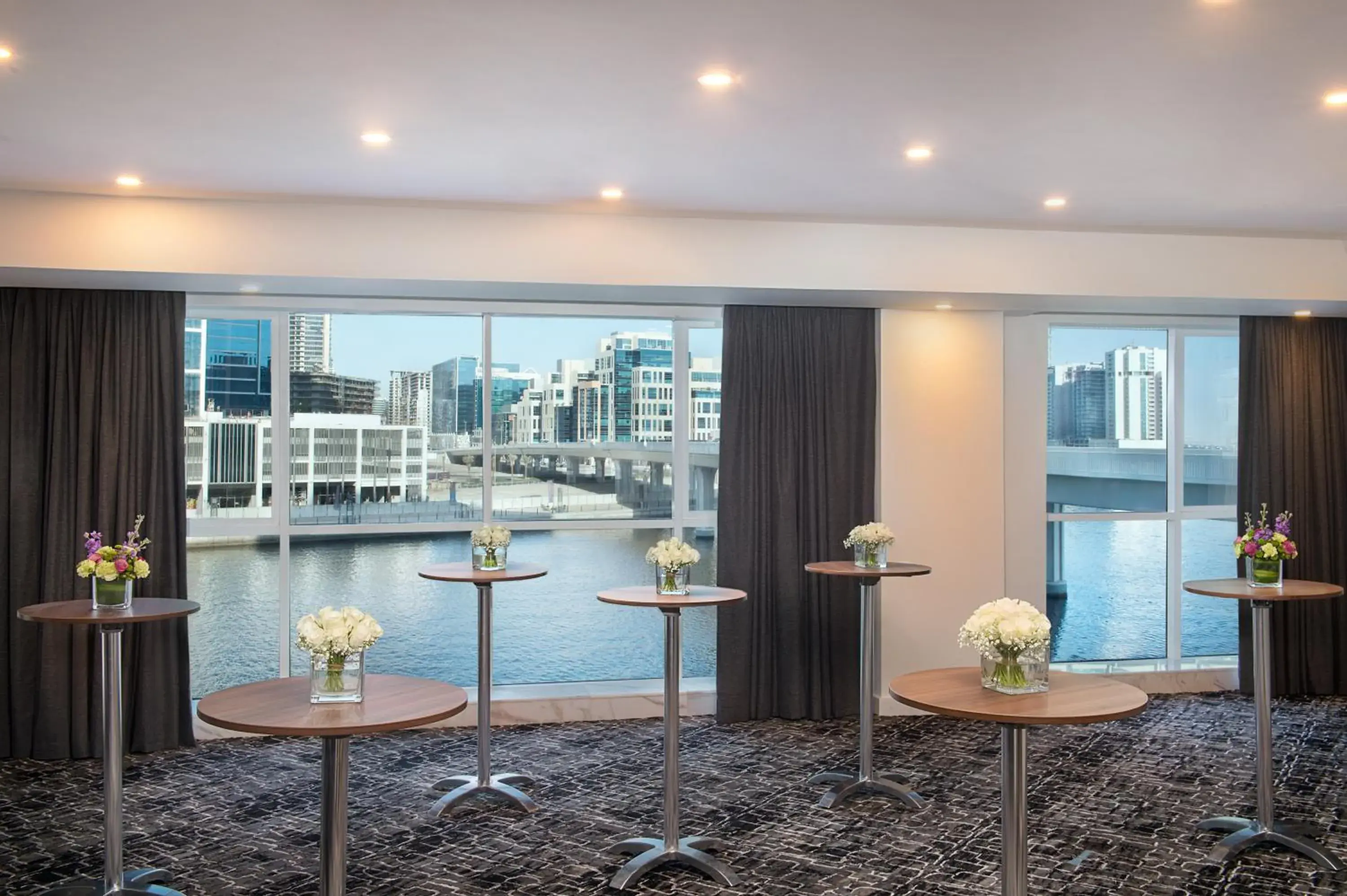 Seating area in Gulf Court Hotel Business Bay Seating area in Gulf Court Hotel Business Bay