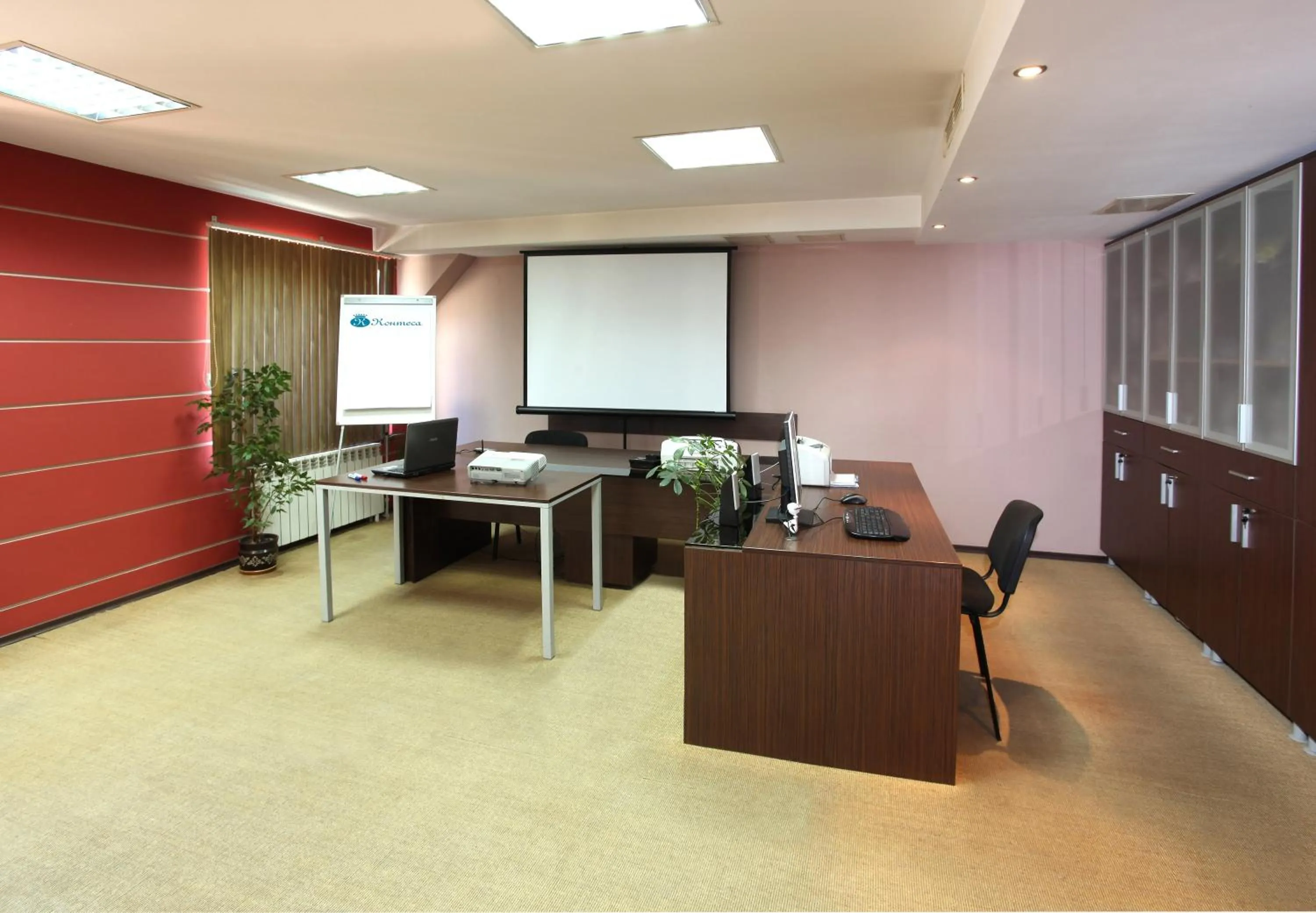 Business facilities in Contessa Hotel