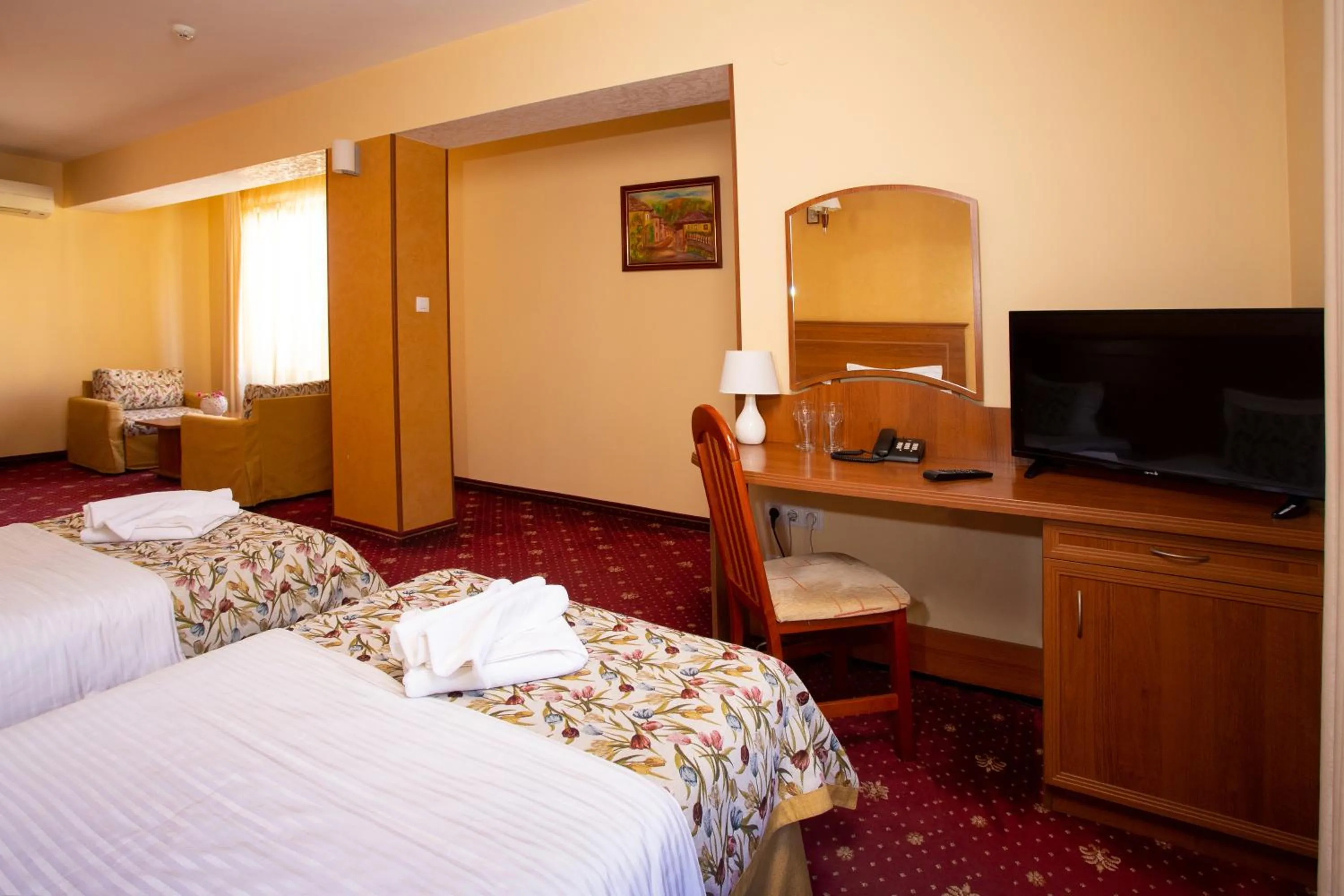 TV and multimedia, Bed in Contessa Hotel