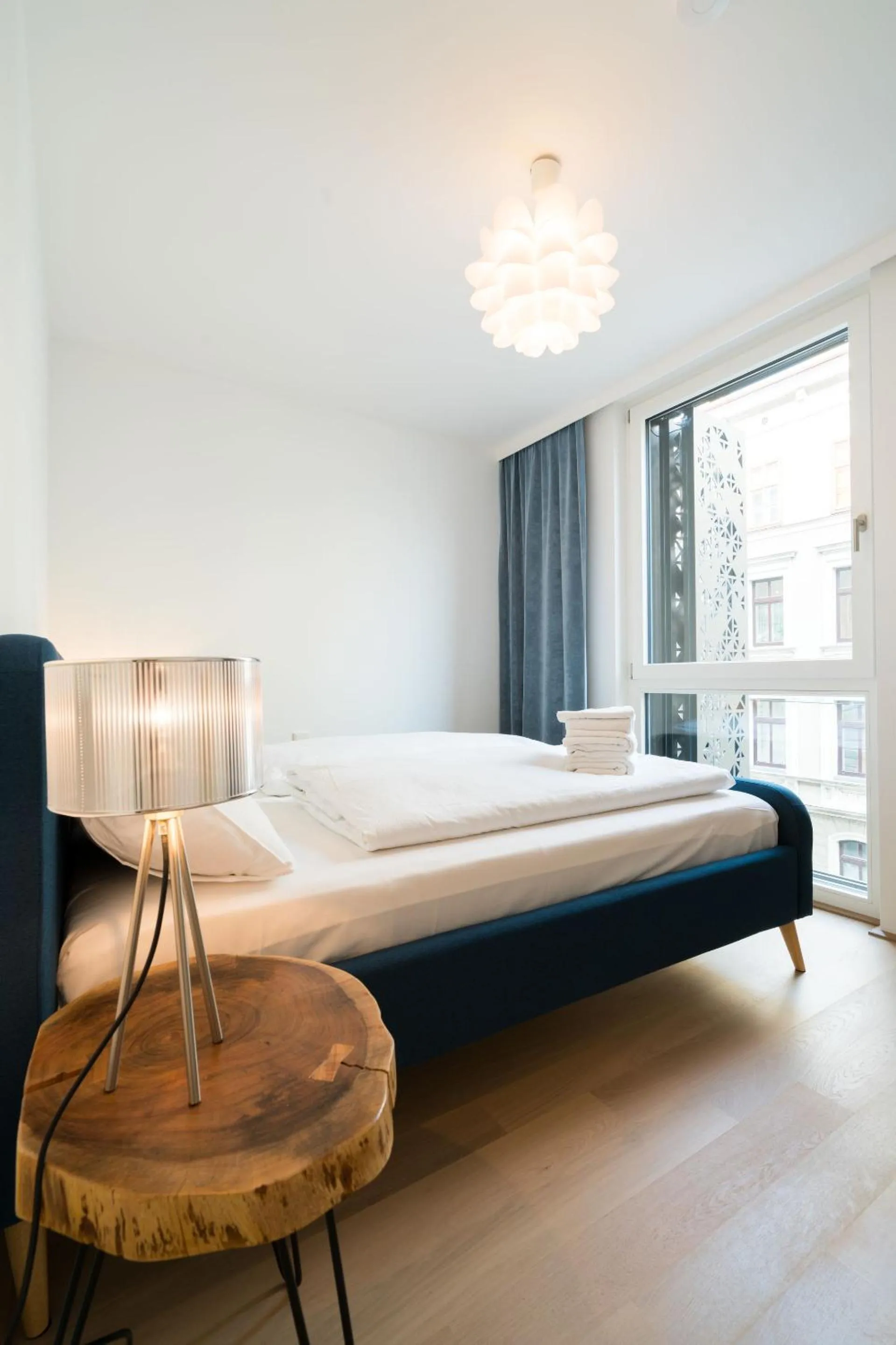 Bed in Vienna Residence | Spacious Serviced Apartment in Vienna directly at the U4