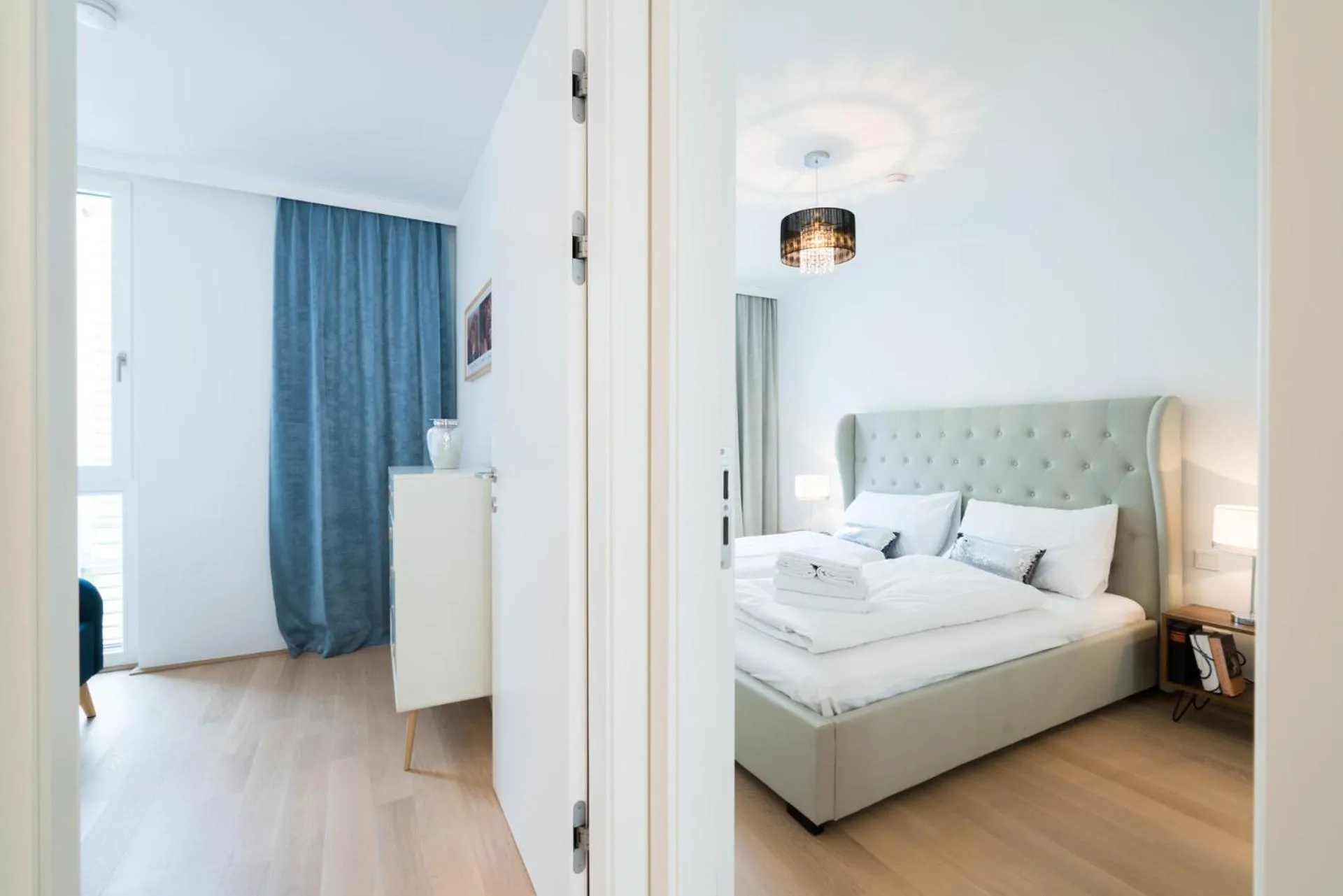 Bed in Vienna Residence | Spacious Serviced Apartment in Vienna directly at the U4